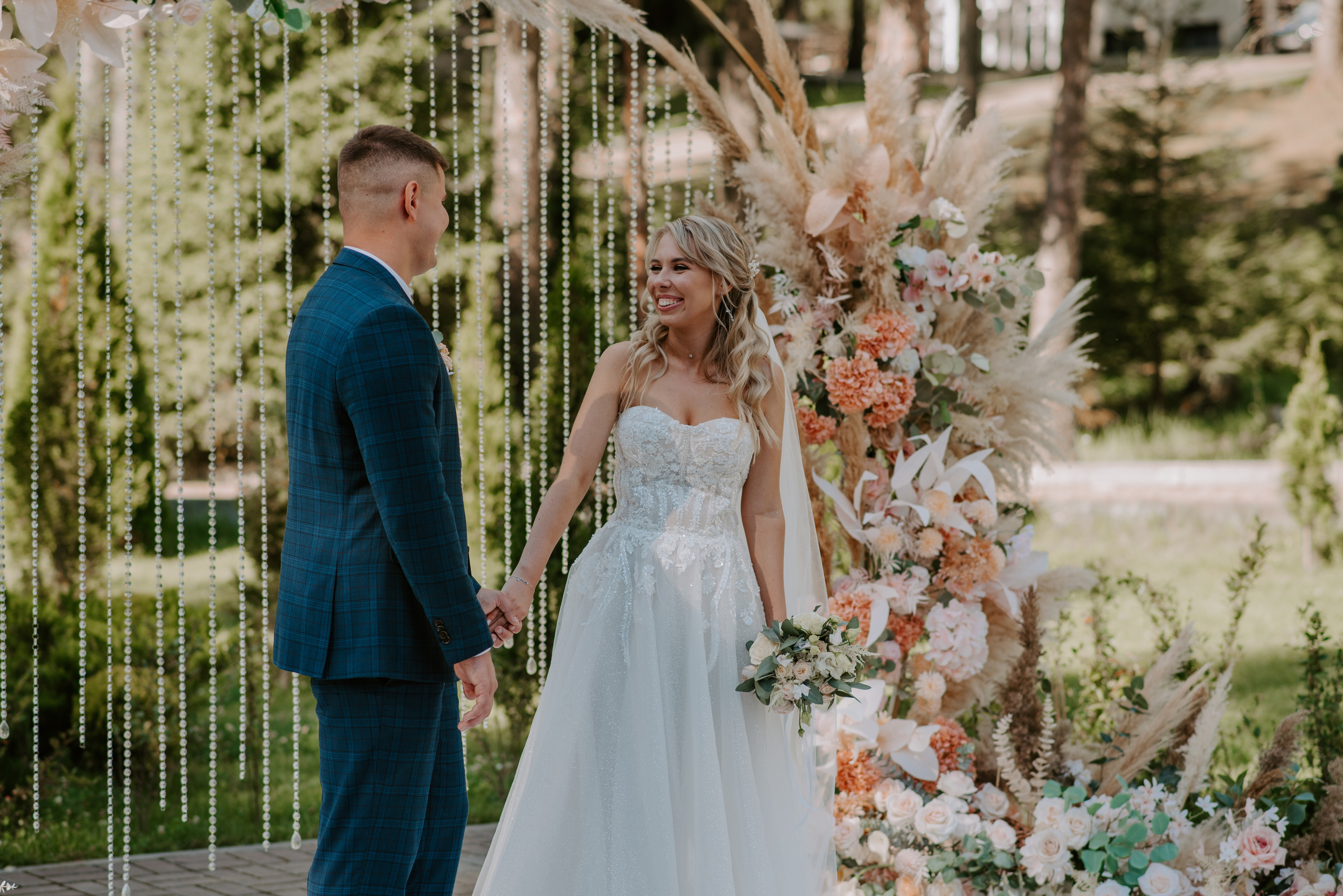 Водили хороводы. Свадебный, репортажный и семейный фотограф в Москве Арина Зак