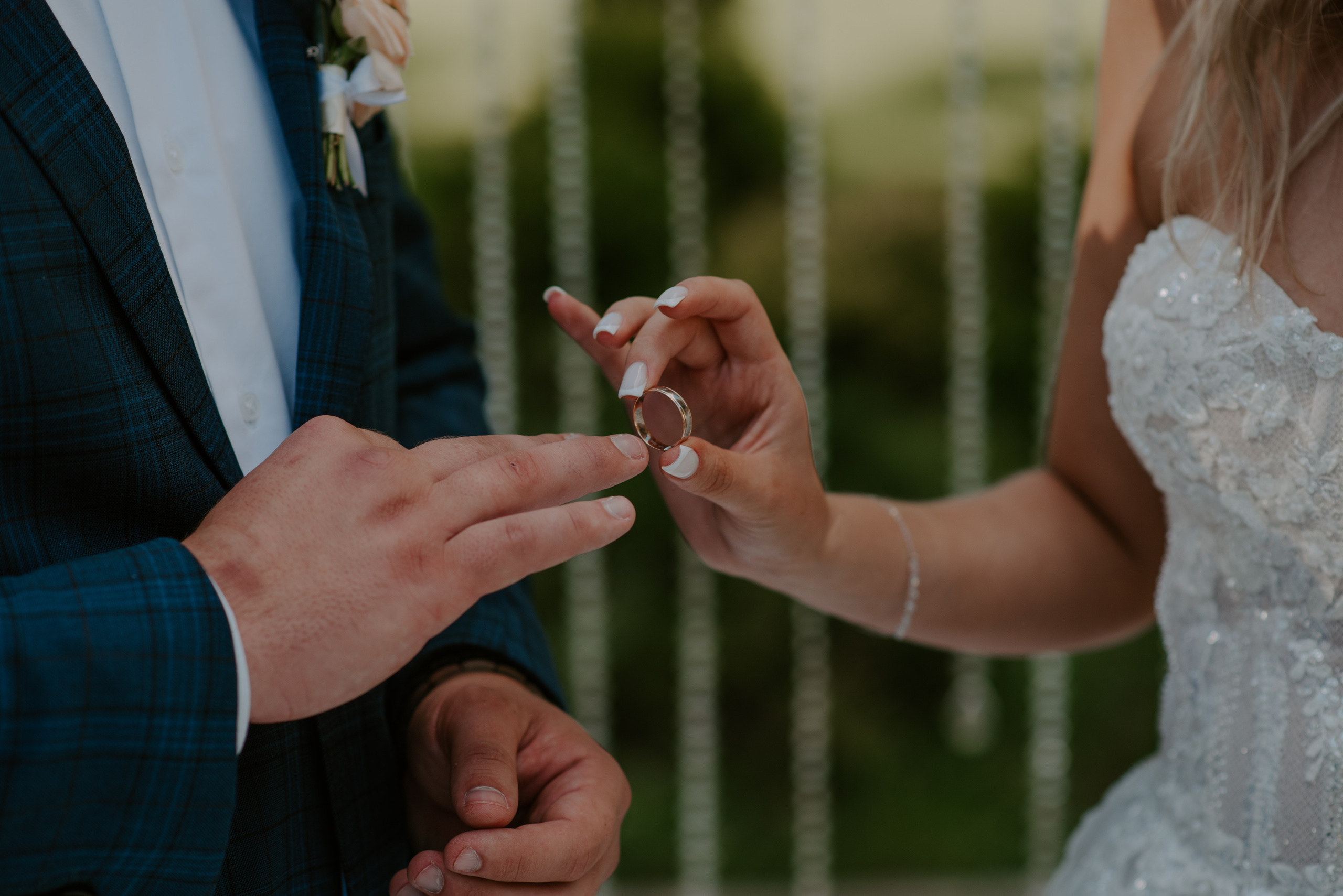 Водили хороводы. Свадебный, репортажный и семейный фотограф в Москве Арина Зак