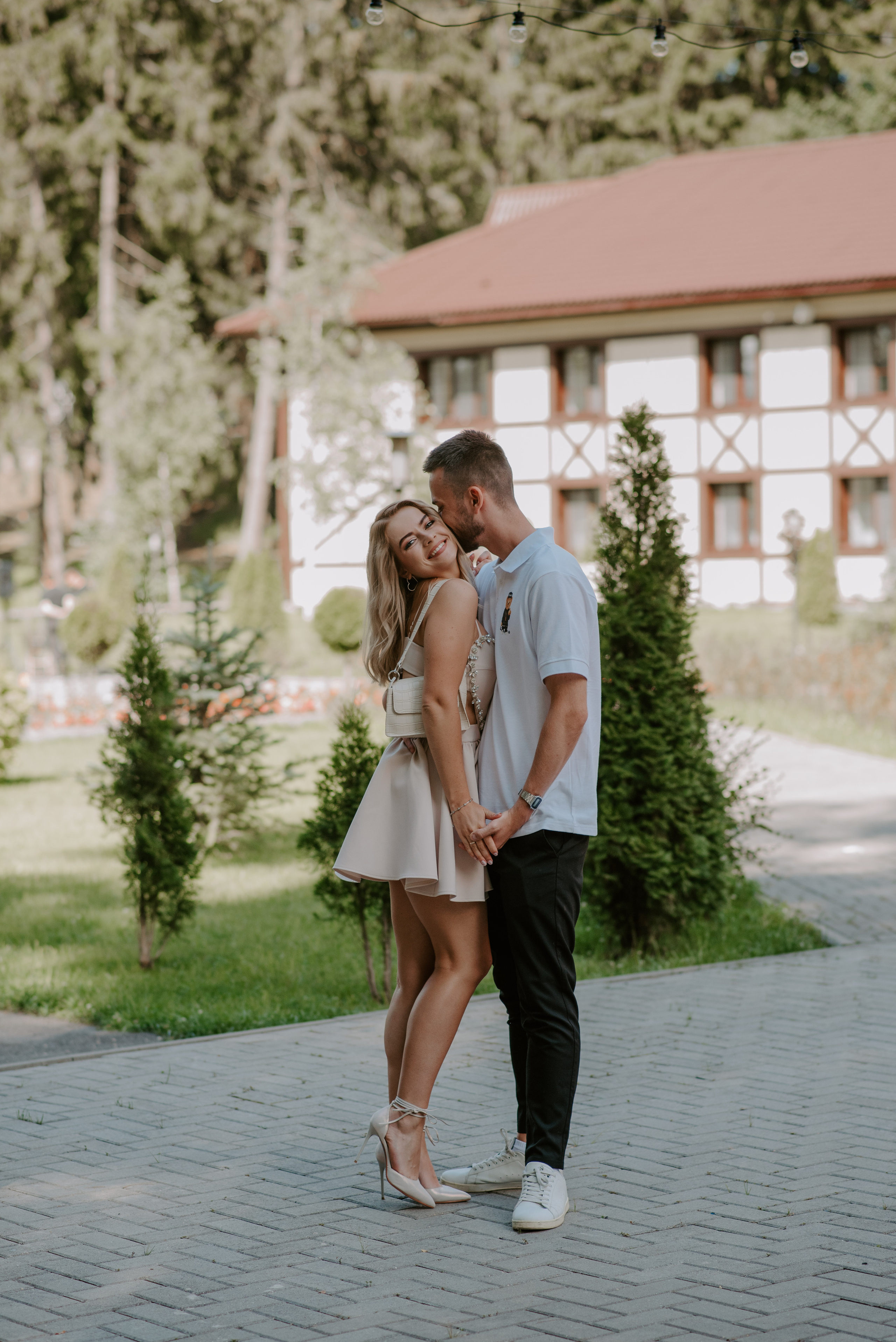 Водили хороводы. Свадебный, репортажный и семейный фотограф в Москве Арина Зак