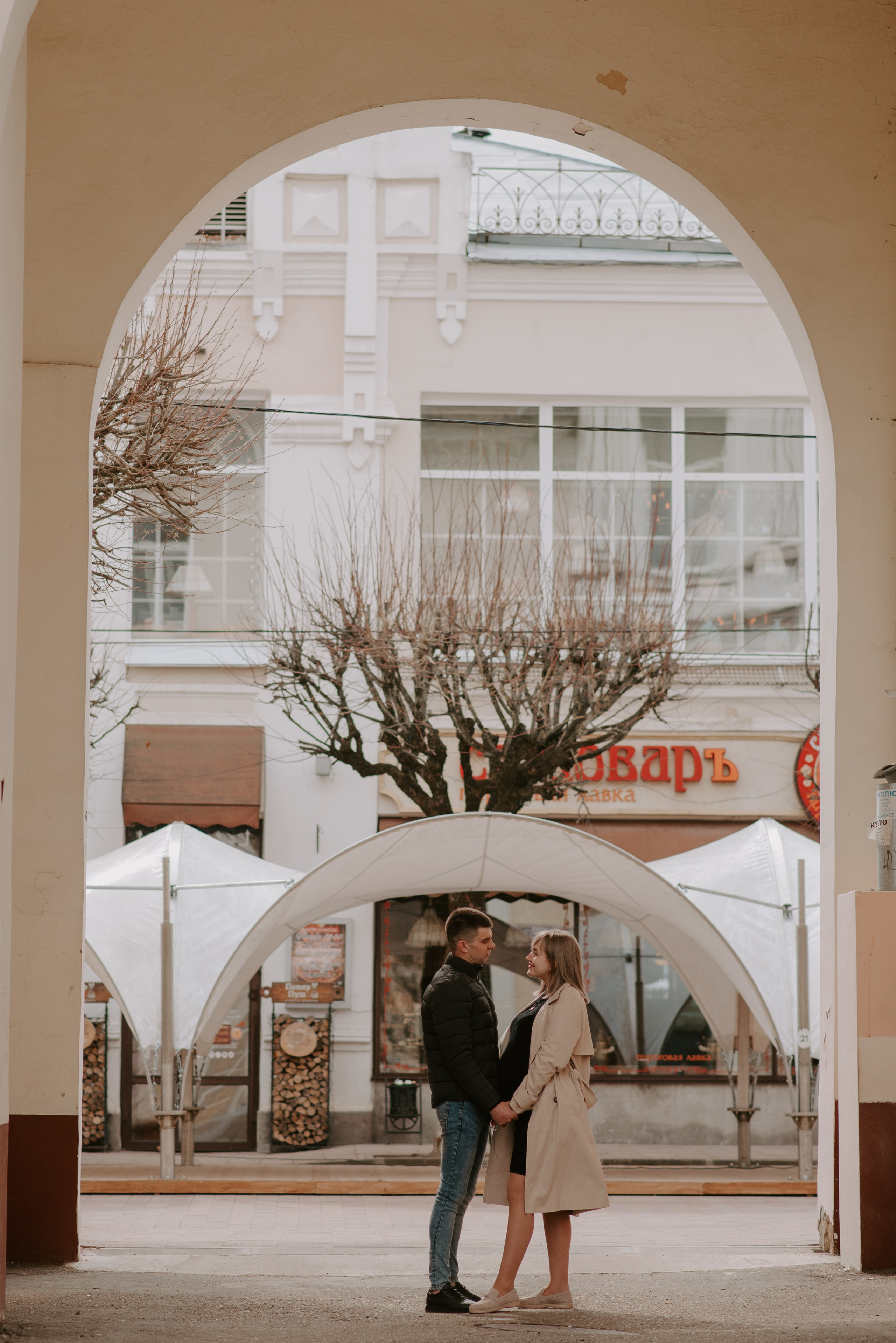 Трое и мопс. Свадебный, репортажный и семейный фотограф в Москве Арина Зак