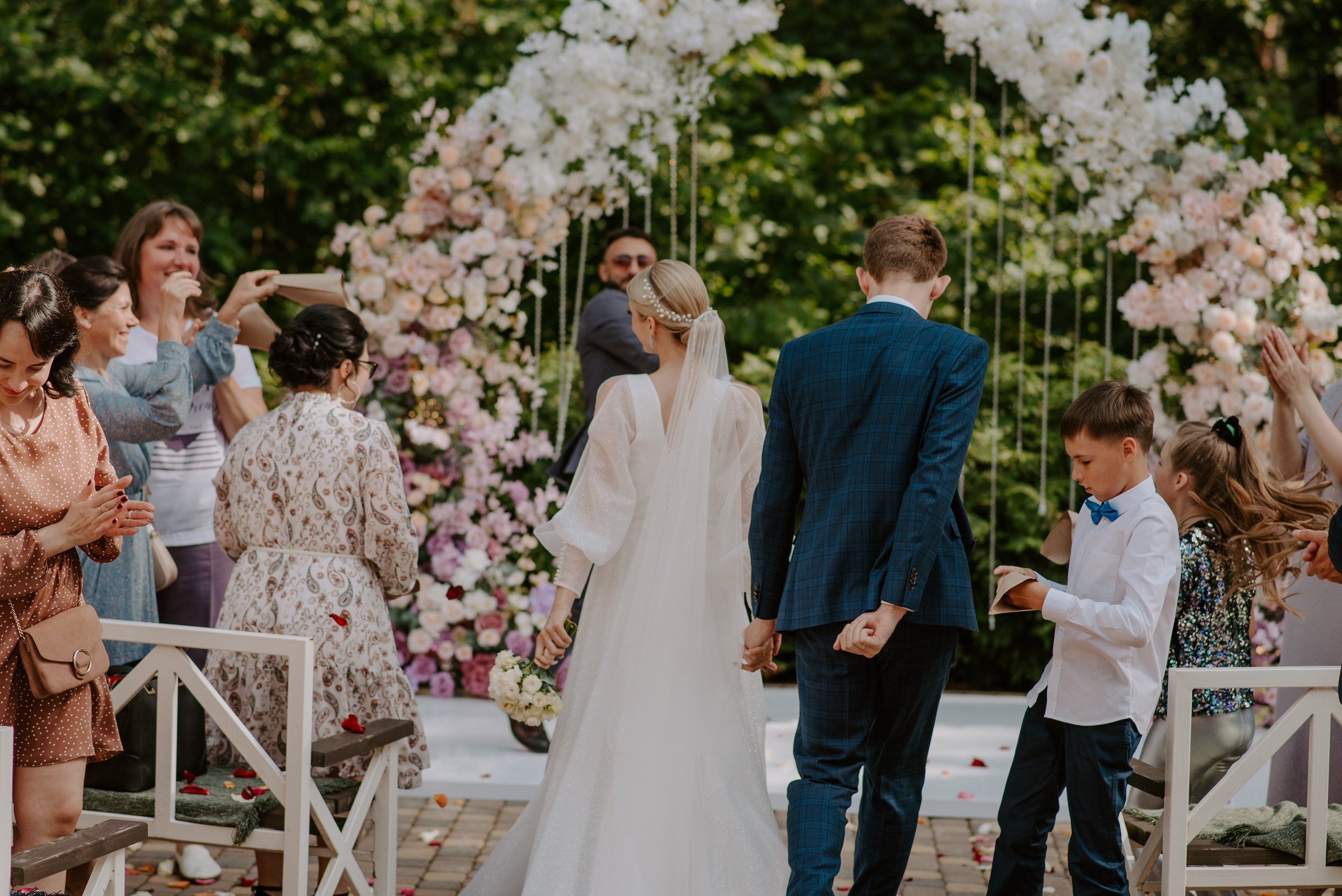 Пишите по утрам. Свадебный, репортажный и семейный фотограф в Москве Арина Зак