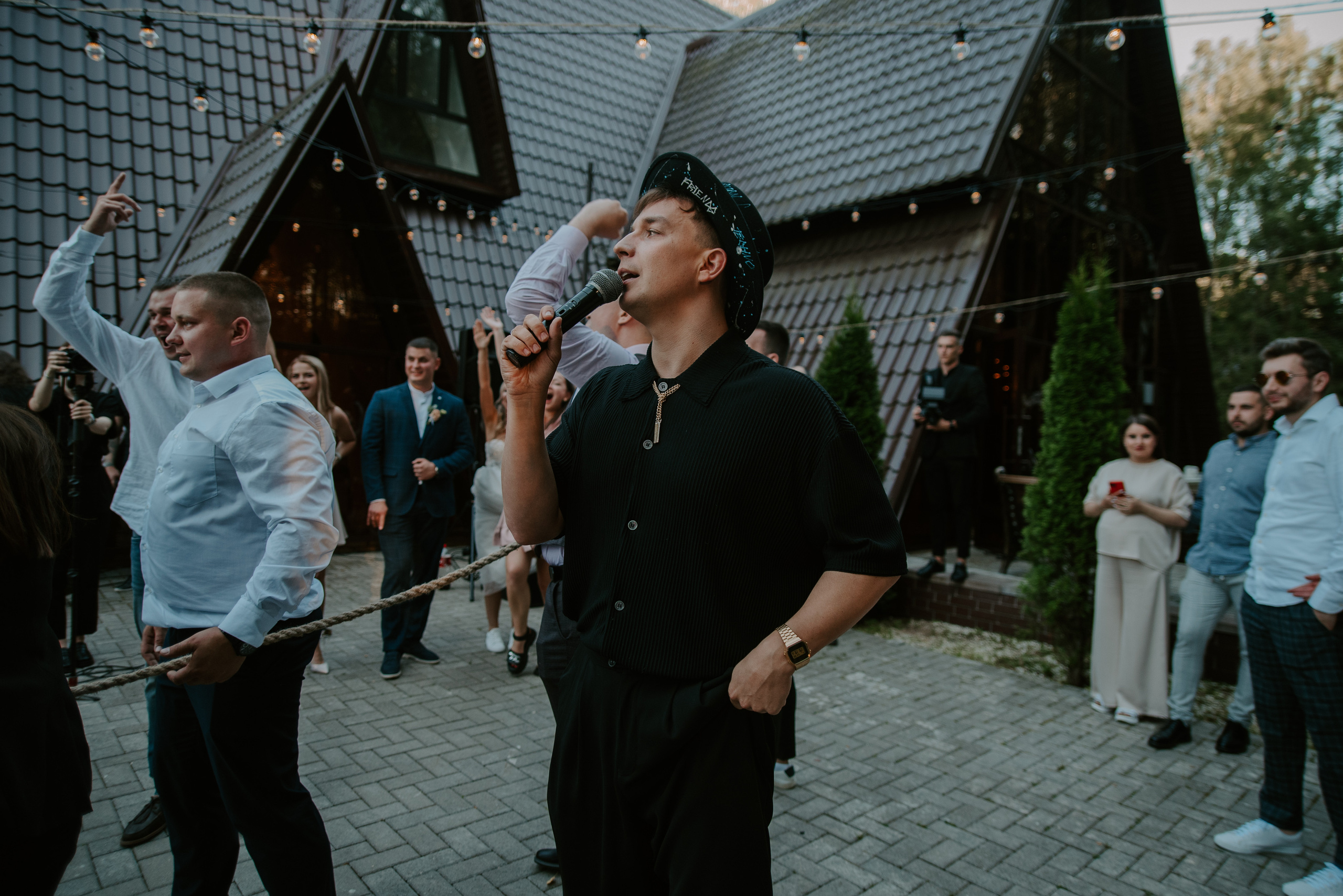 Водили хороводы. Свадебный, репортажный и семейный фотограф в Москве Арина Зак