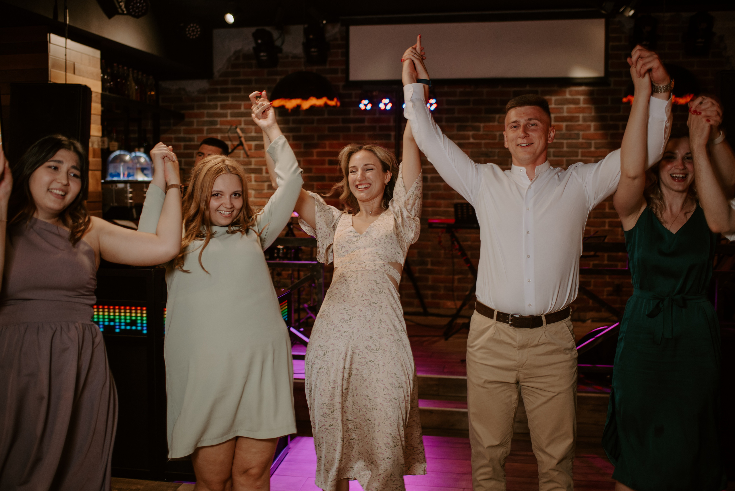 Пишите по утрам. Свадебный, репортажный и семейный фотограф в Москве Арина Зак