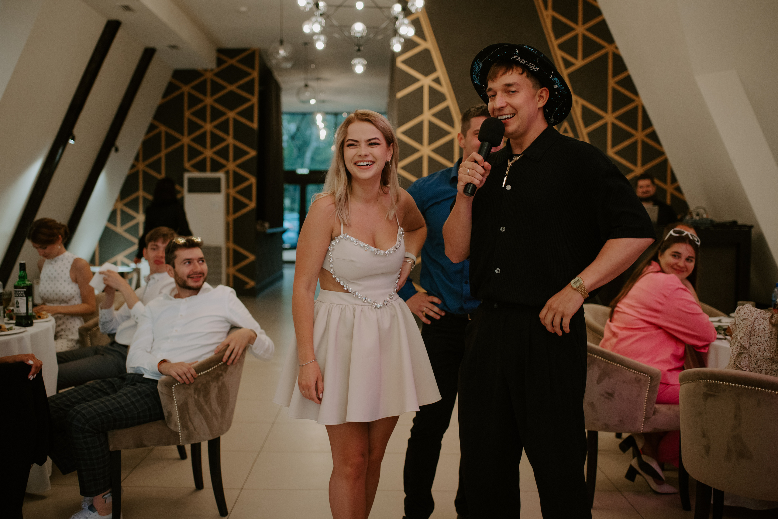 Водили хороводы. Свадебный, репортажный и семейный фотограф в Москве Арина Зак