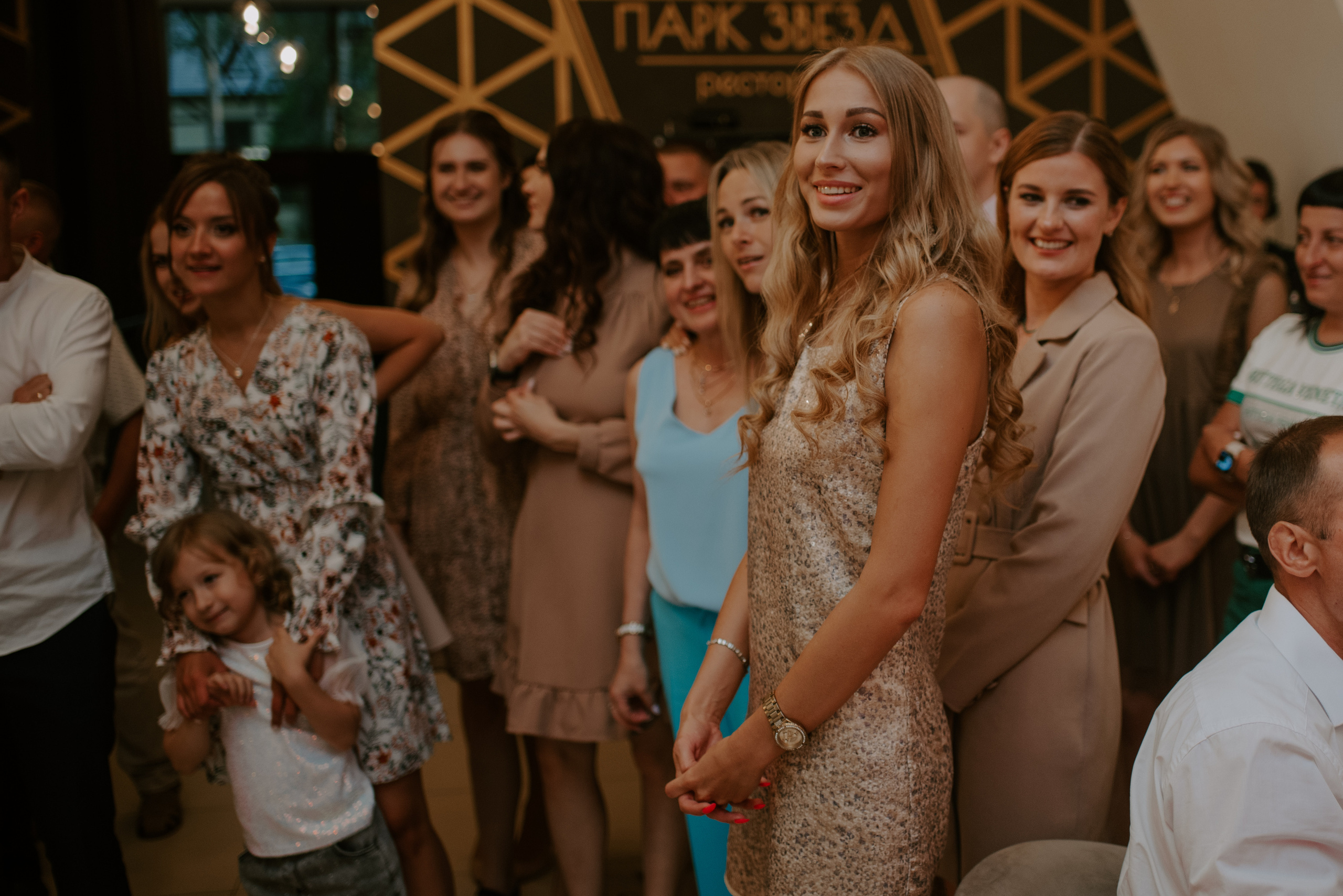 Водили хороводы. Свадебный, репортажный и семейный фотограф в Москве Арина Зак