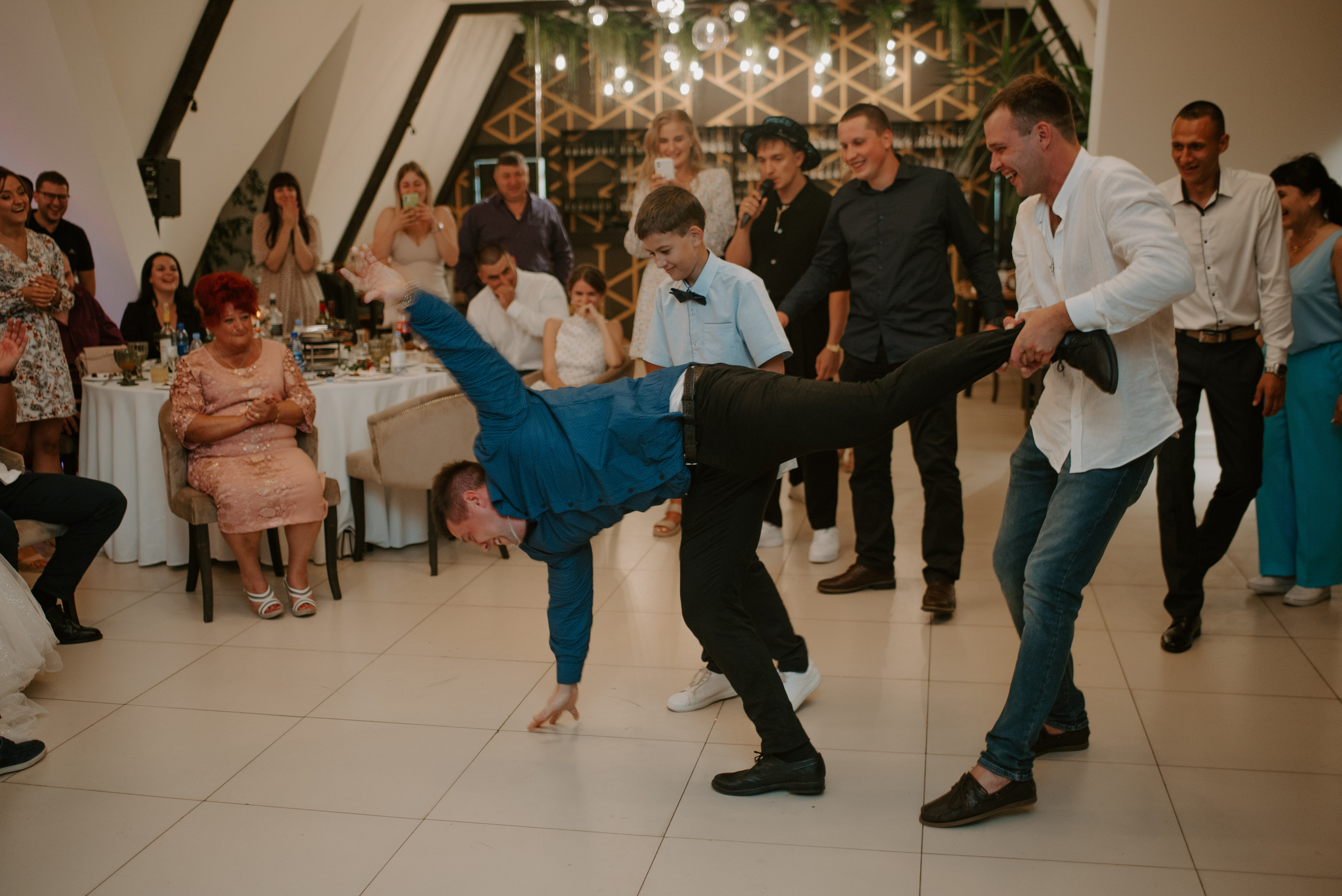 Водили хороводы. Свадебный, репортажный и семейный фотограф в Москве Арина Зак