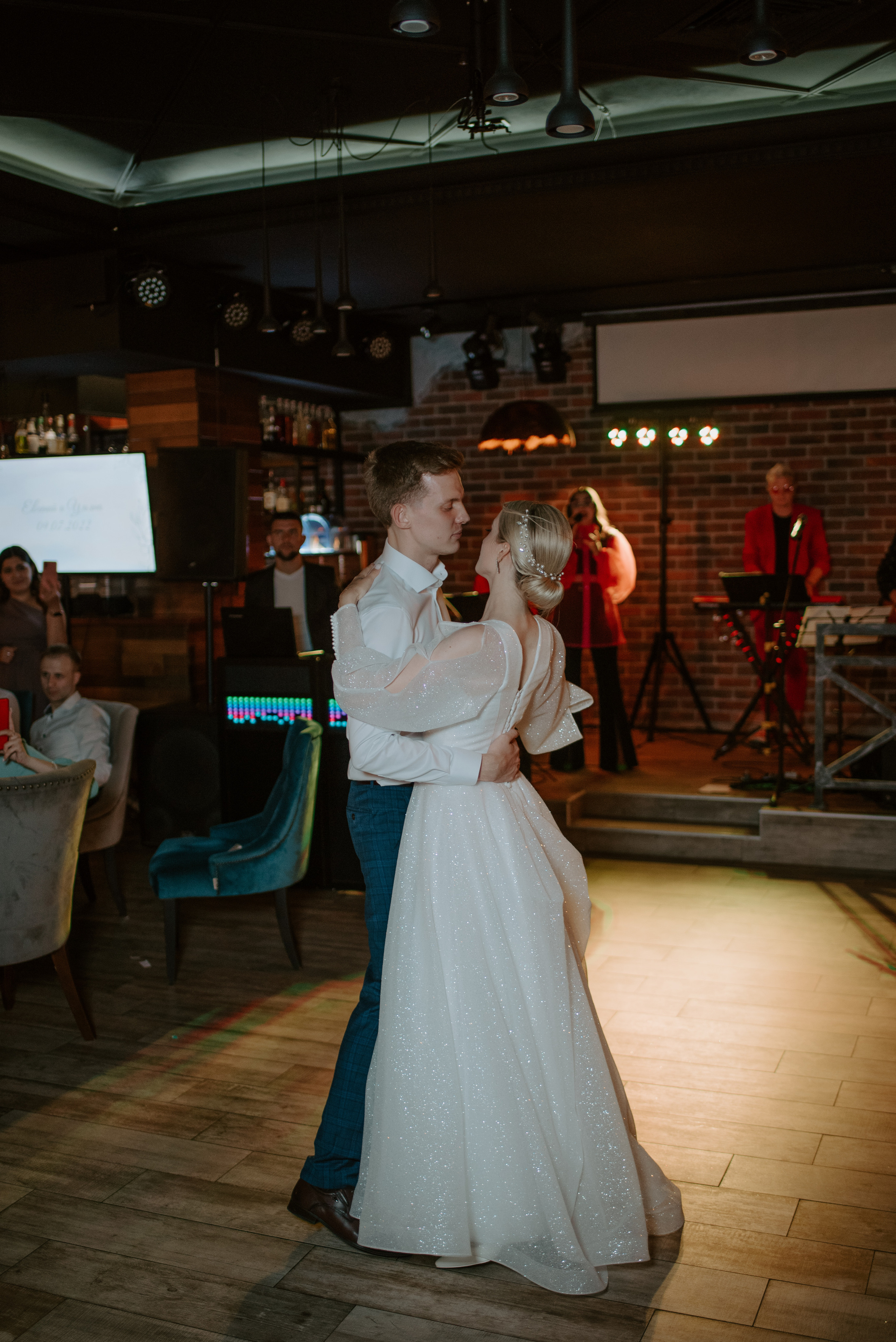 Пишите по утрам. Свадебный, репортажный и семейный фотограф в Москве Арина Зак