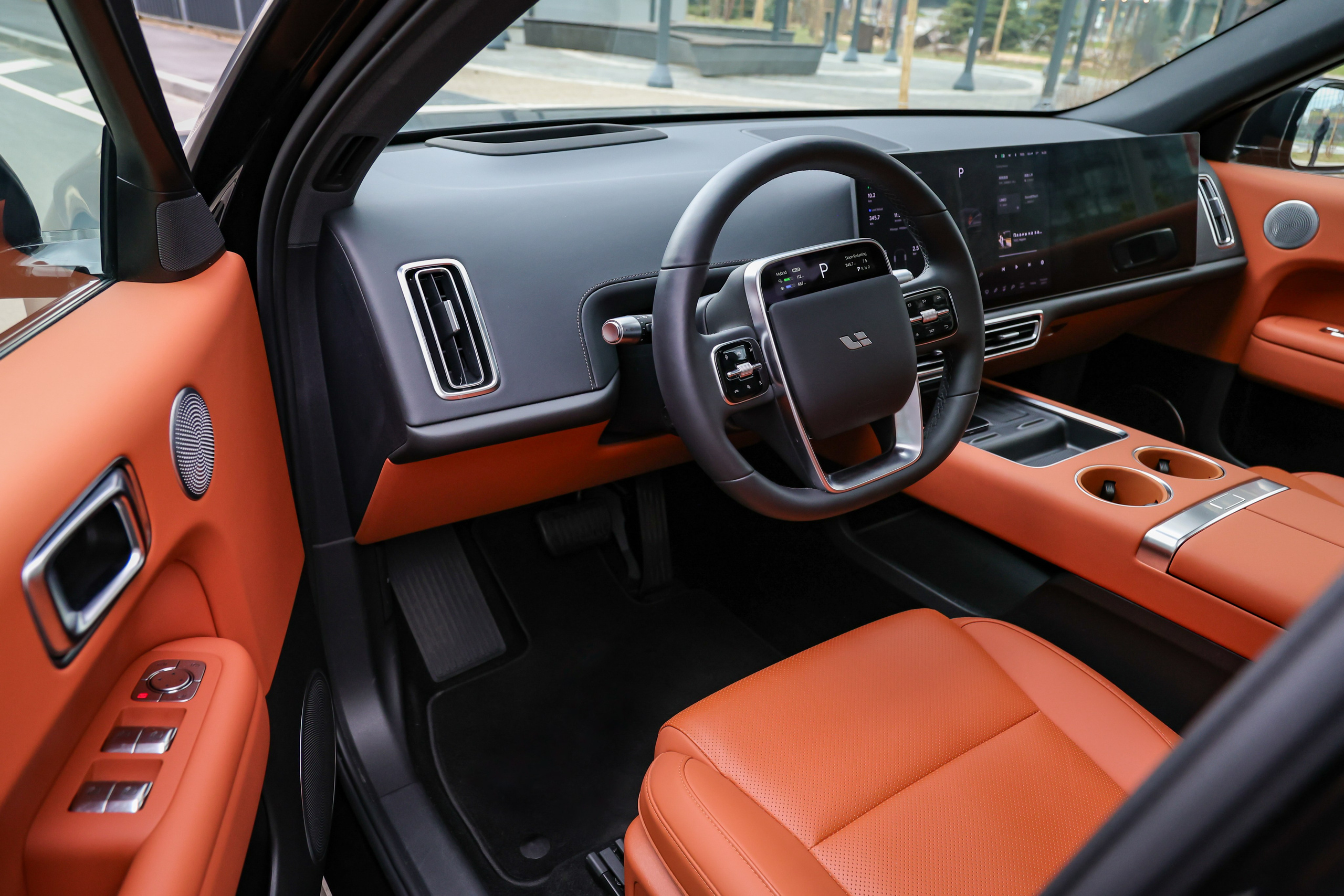 2024 LIXIANG L6. Mixturecaptures