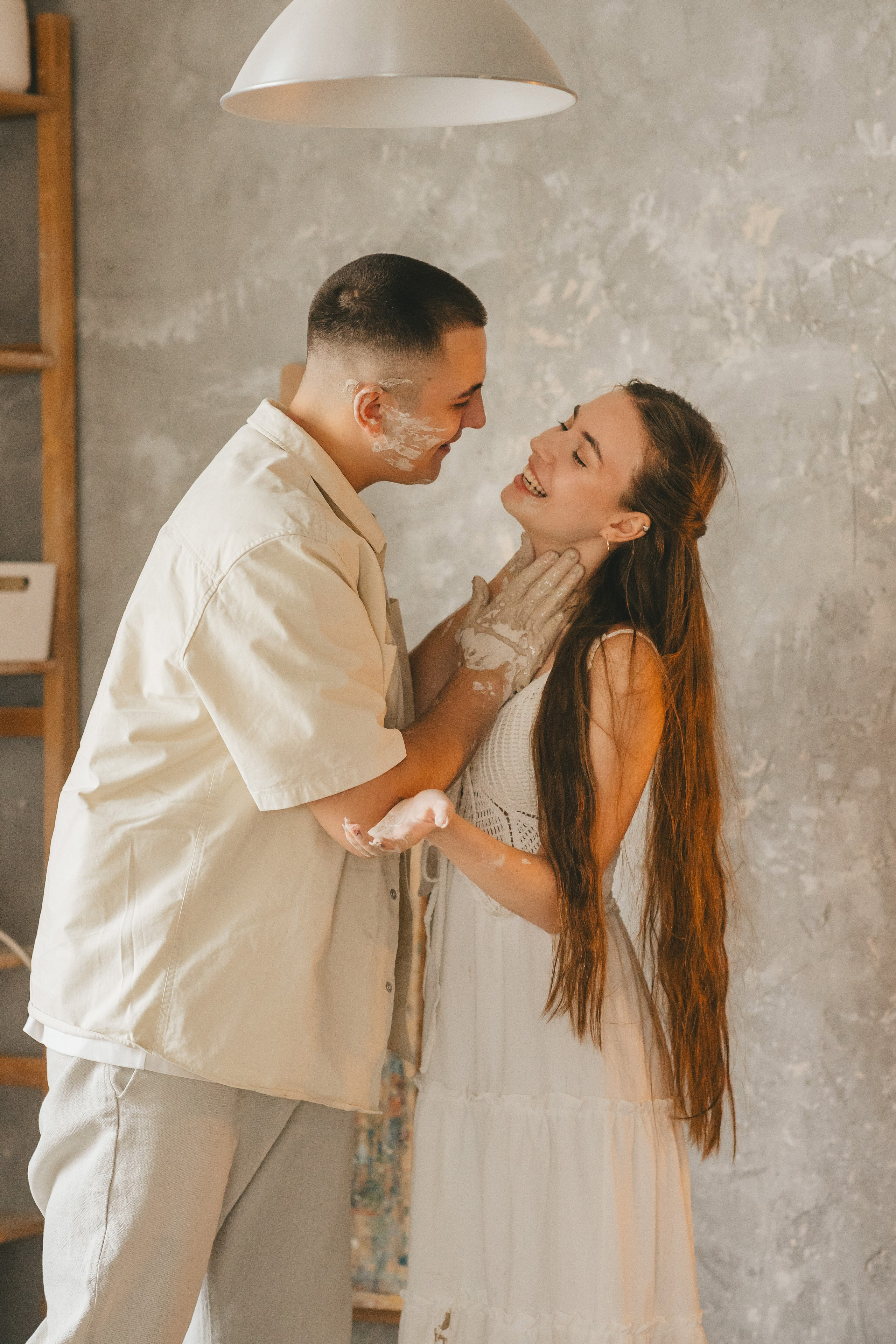 Дима и Даша в гончарной мастерской. Семейный lifestyle фотограф в Санкт-Петербурге Людмила Пахомова