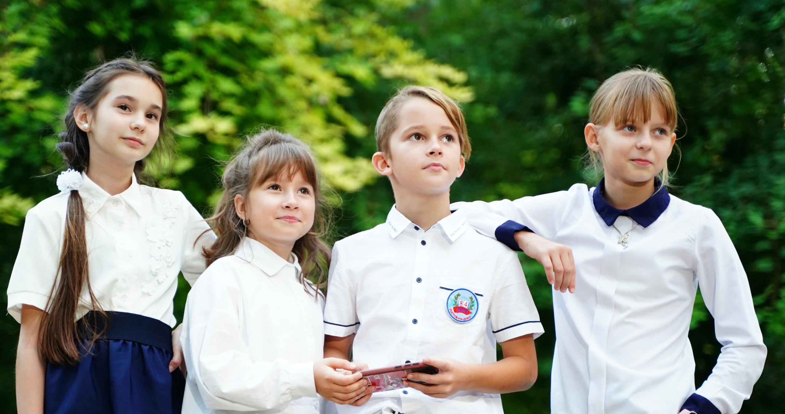Фотосессия на природе. MEMENTO.Выпускные альбомы, школьные, юбилейные и другие книги. Ростов-на-Дону