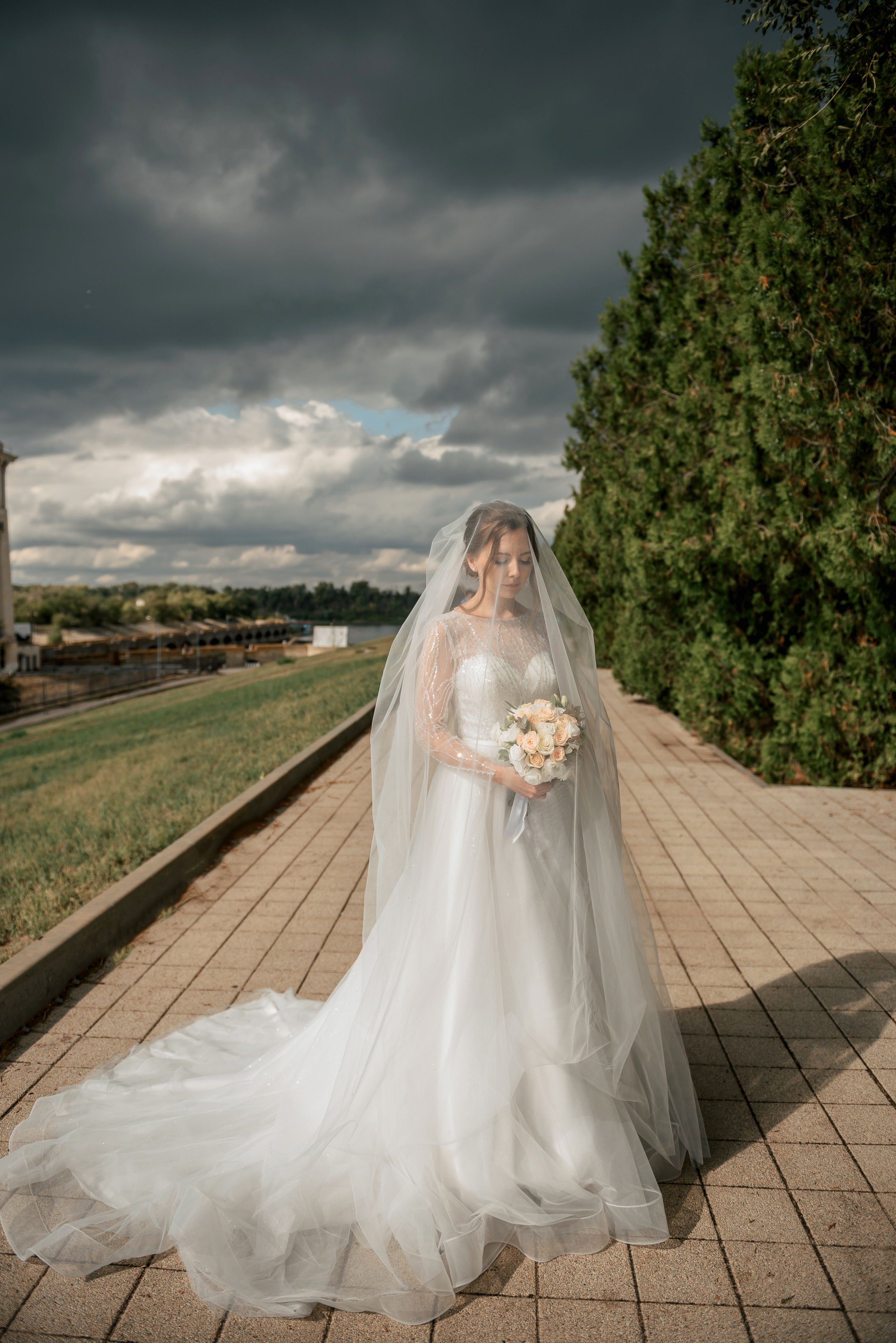 L&S. #свадебныйфотограф #wedding #weddingday #lovestory #фотографволгогр