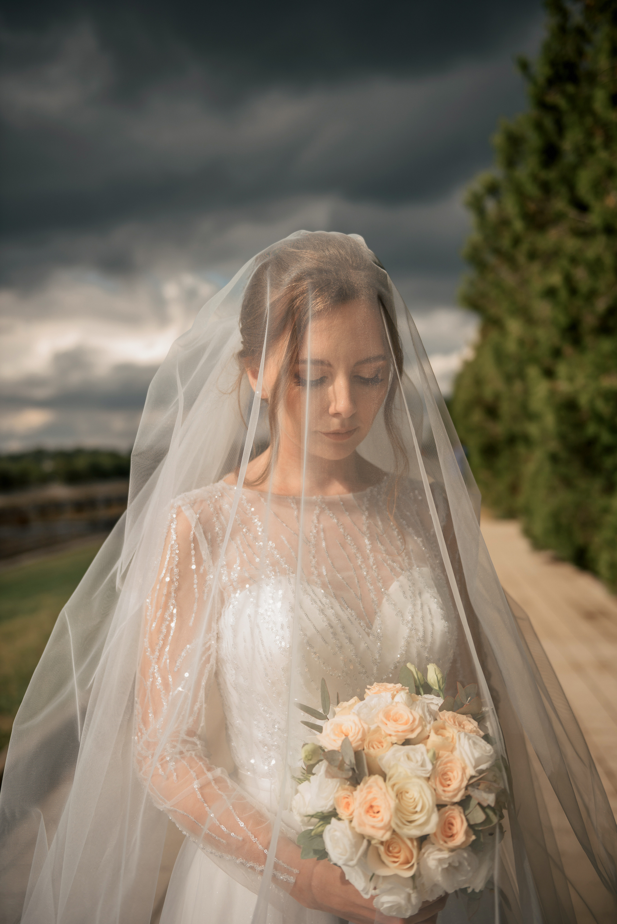 L&S. #свадебныйфотограф #wedding #weddingday #lovestory #фотографволгогр