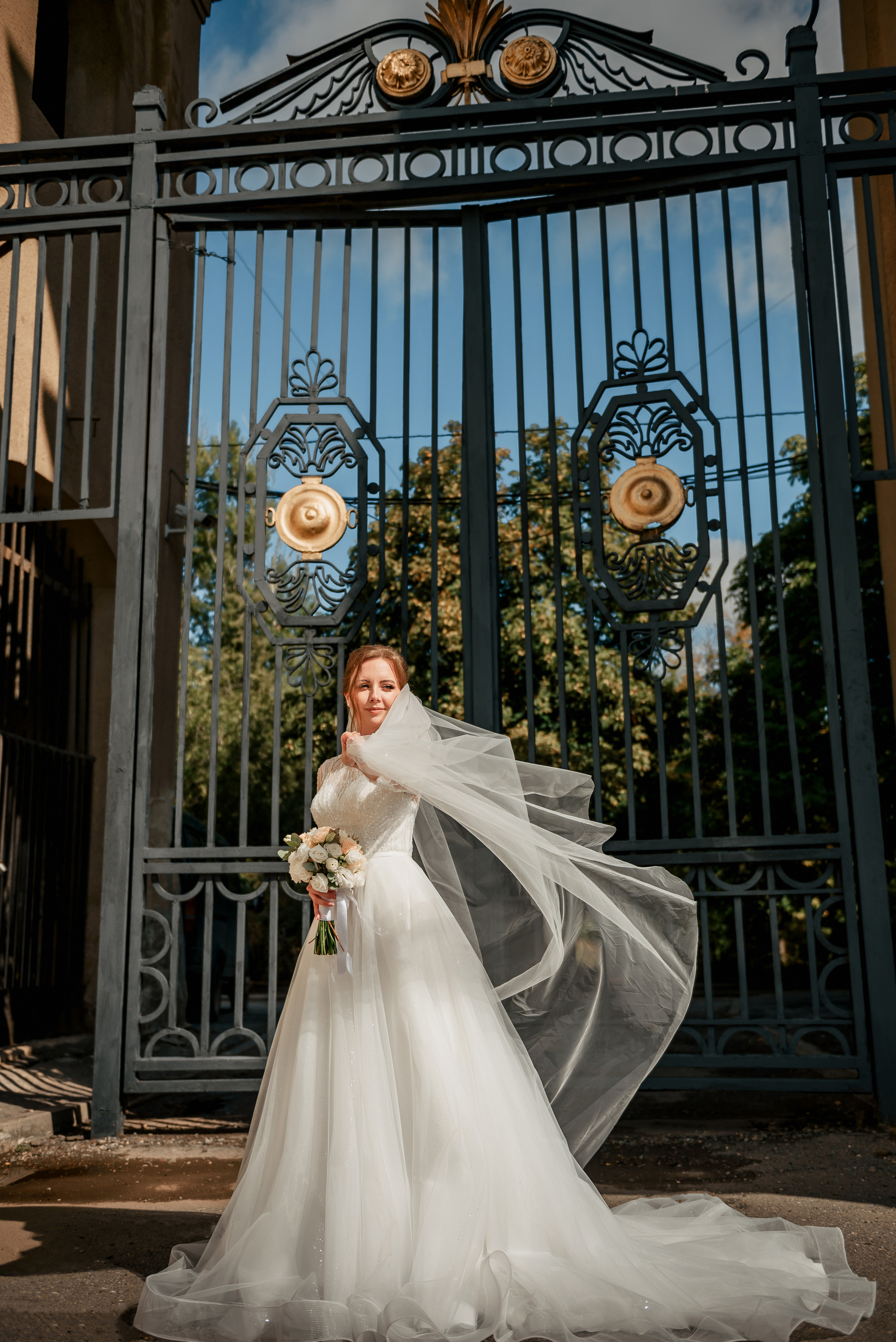 L&S. #свадебныйфотограф #wedding #weddingday #lovestory #фотографволгогр
