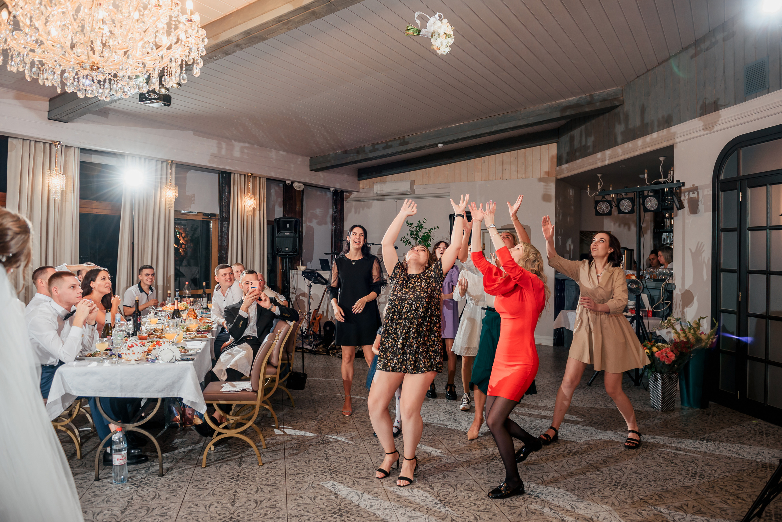 L&S. #свадебныйфотограф #wedding #weddingday #lovestory #фотографволгогр