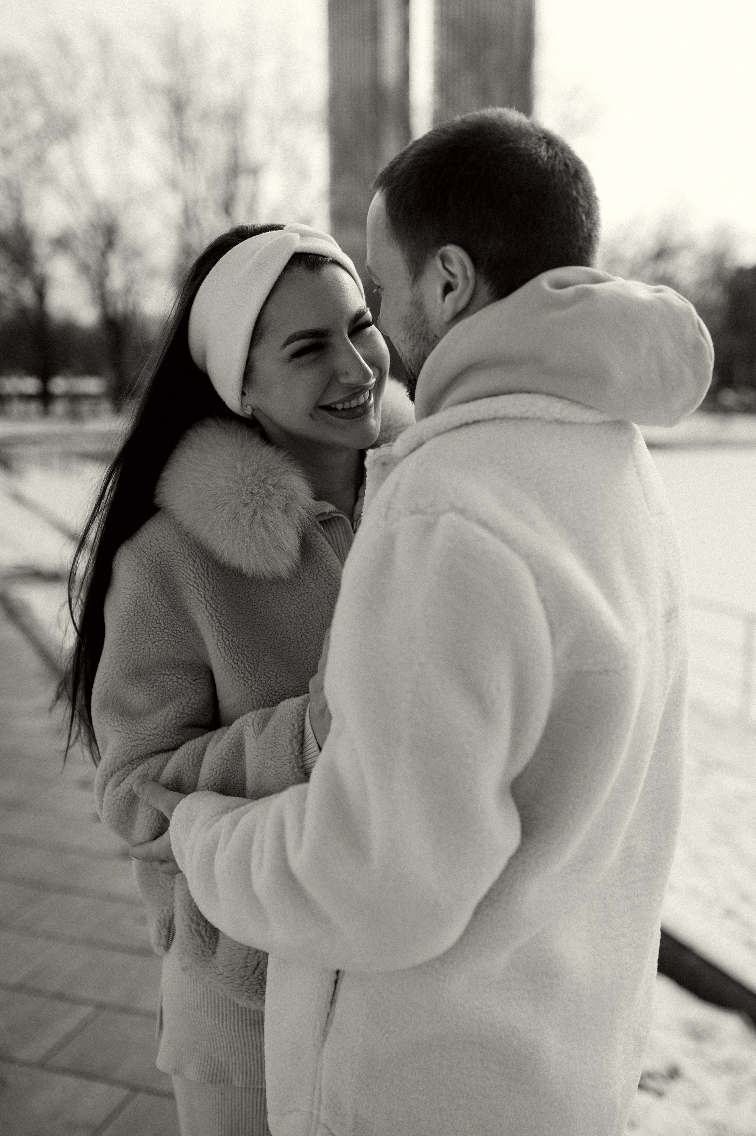 Лавстори стрит фотосессия в зимней Москве. Семейная фотосессия Бутово Москва фотограф Алина Морщагина