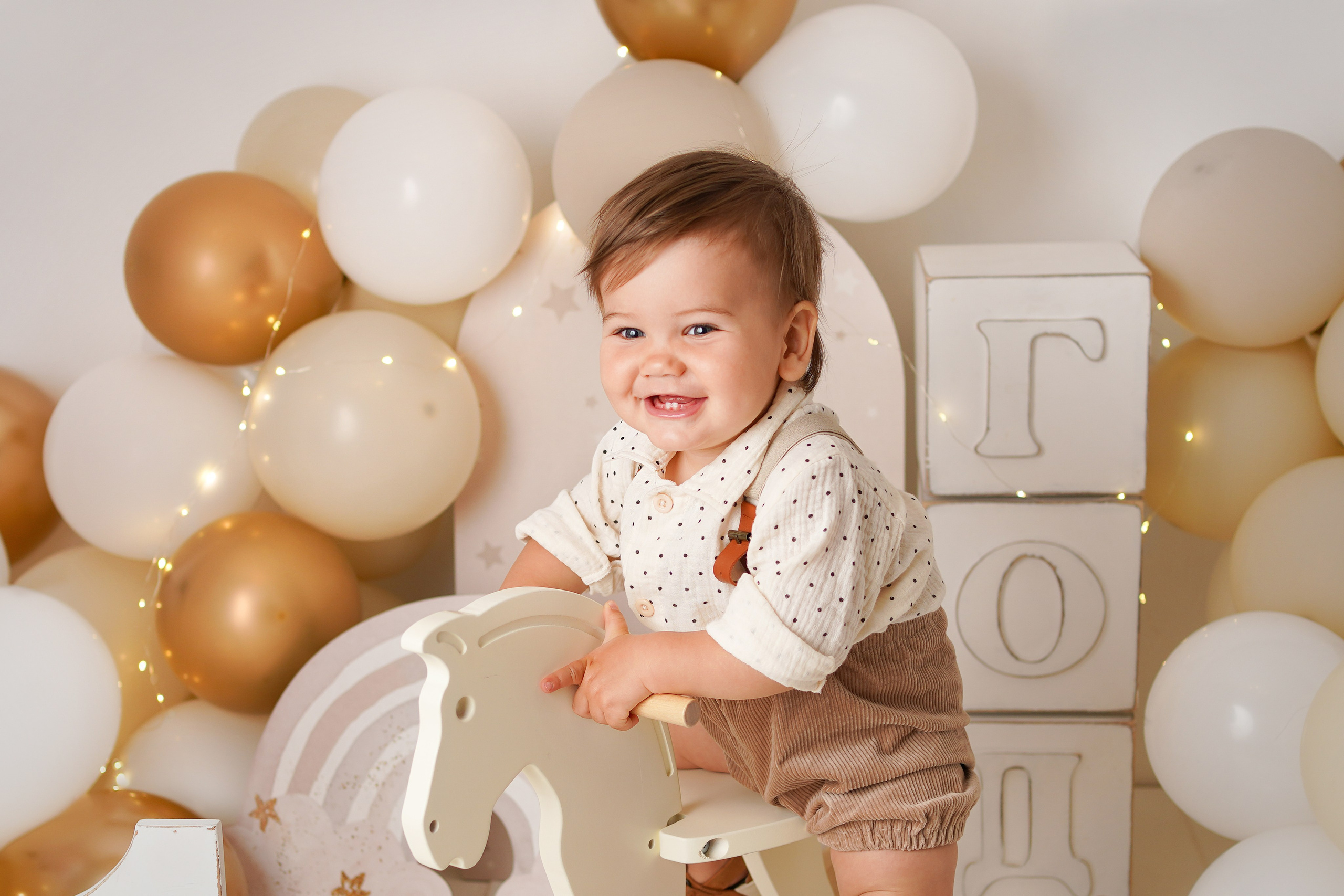 Детская фотосессия Первый годик Дамира. Детский фотограф и фотограф новорожденных в Калининград Оксана Иваний