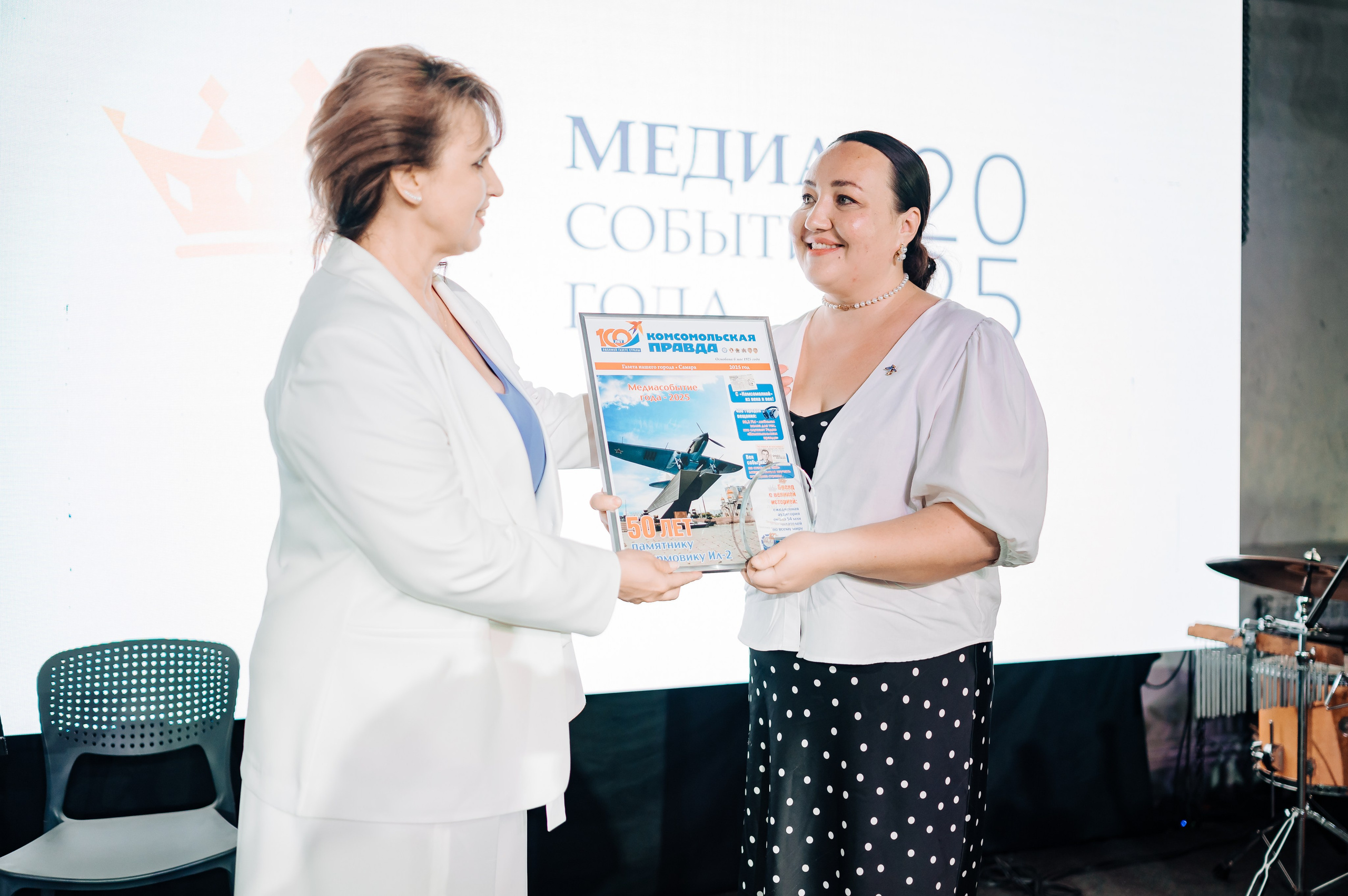 Белый бал в честь столетия Комсомольской правды. Фотограф Елена Афанасьева