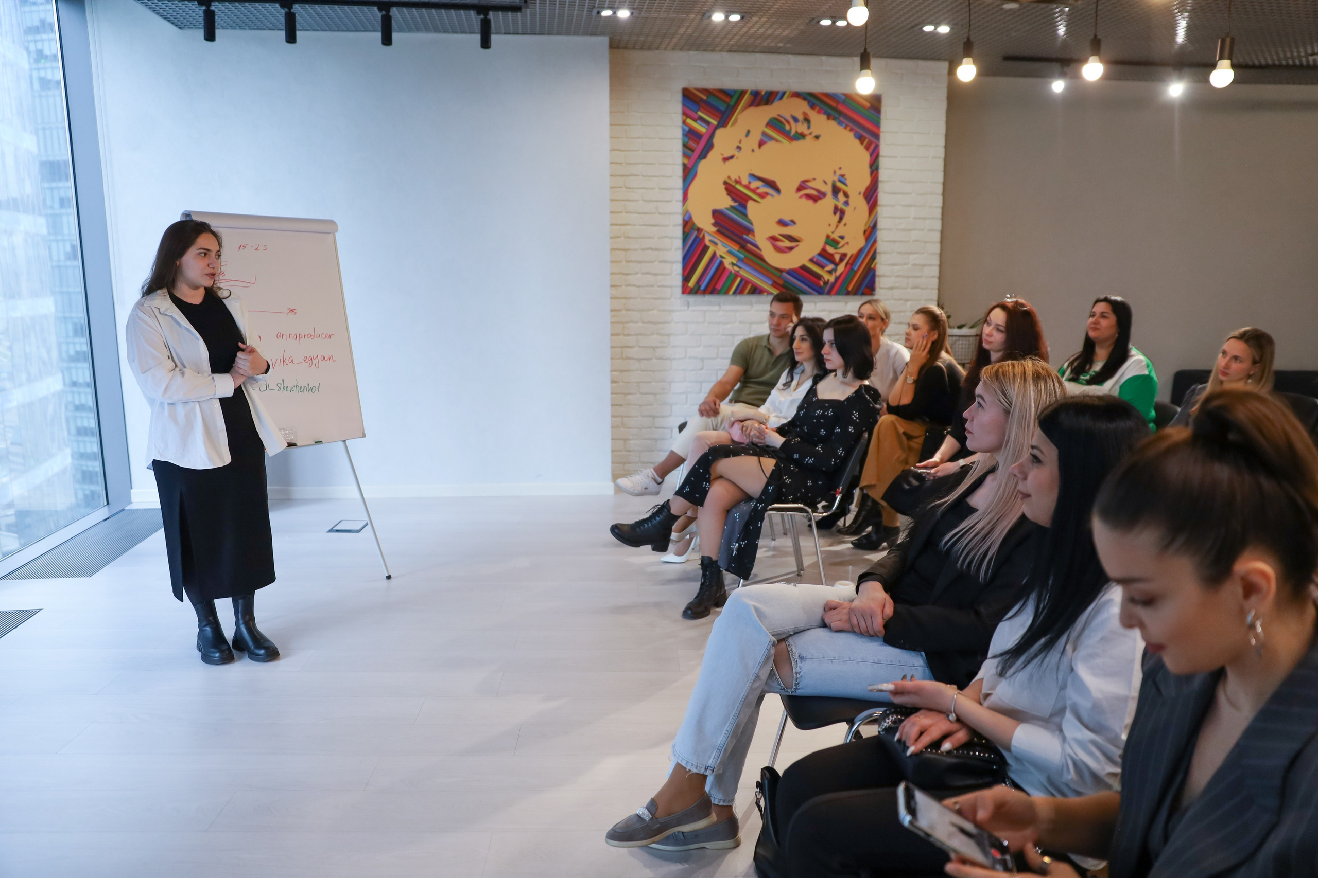 КОНФЕРЕНЦИЯ ВЫПУСКНИКОВ ШКОЛЫ ПРОДЮСИРОВАНИЯ АННЫ НОВИКОВОЙ. Фотограф мероприятий Ирина Каширина