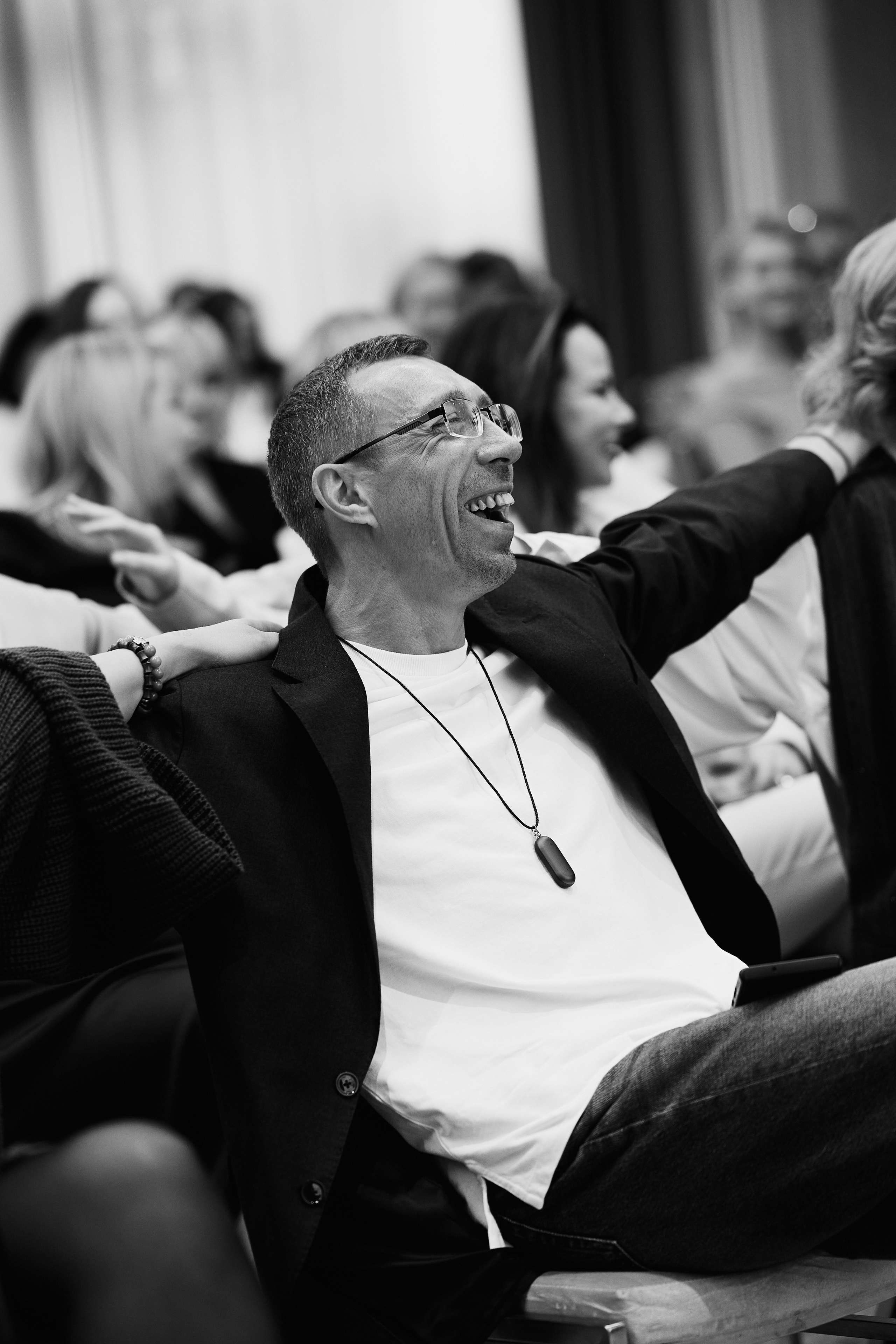 Современная женщина в Hilton 26.10. Свадебный репортажный фотограф краснодар максим дремов дрёмов фотосессия студия цена