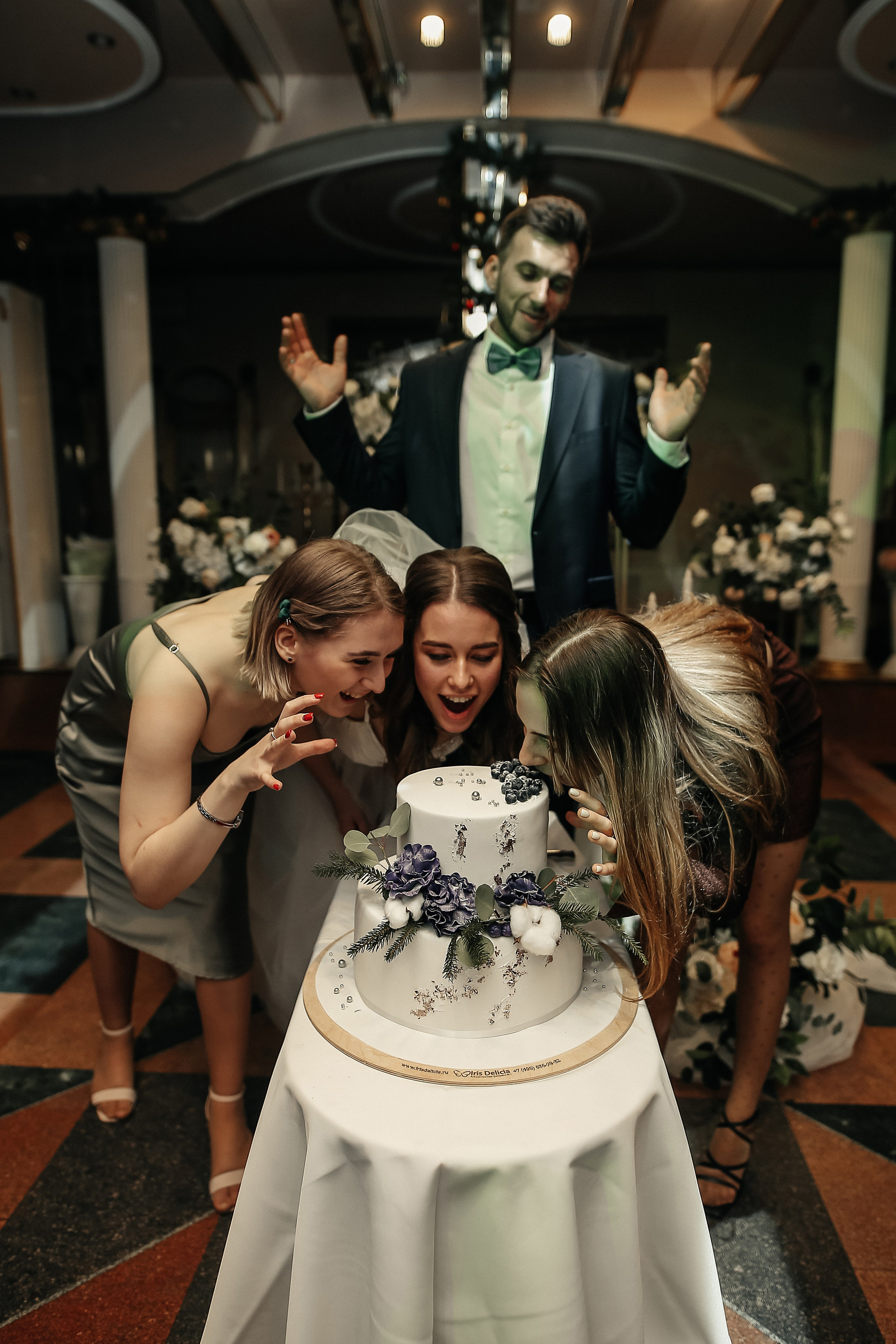 Живая музыка в Москве Ведущий Москва Саксофон Топ ведущих на свадьбу. Свадебный ведущий в Москве Саксофон на свадьбу