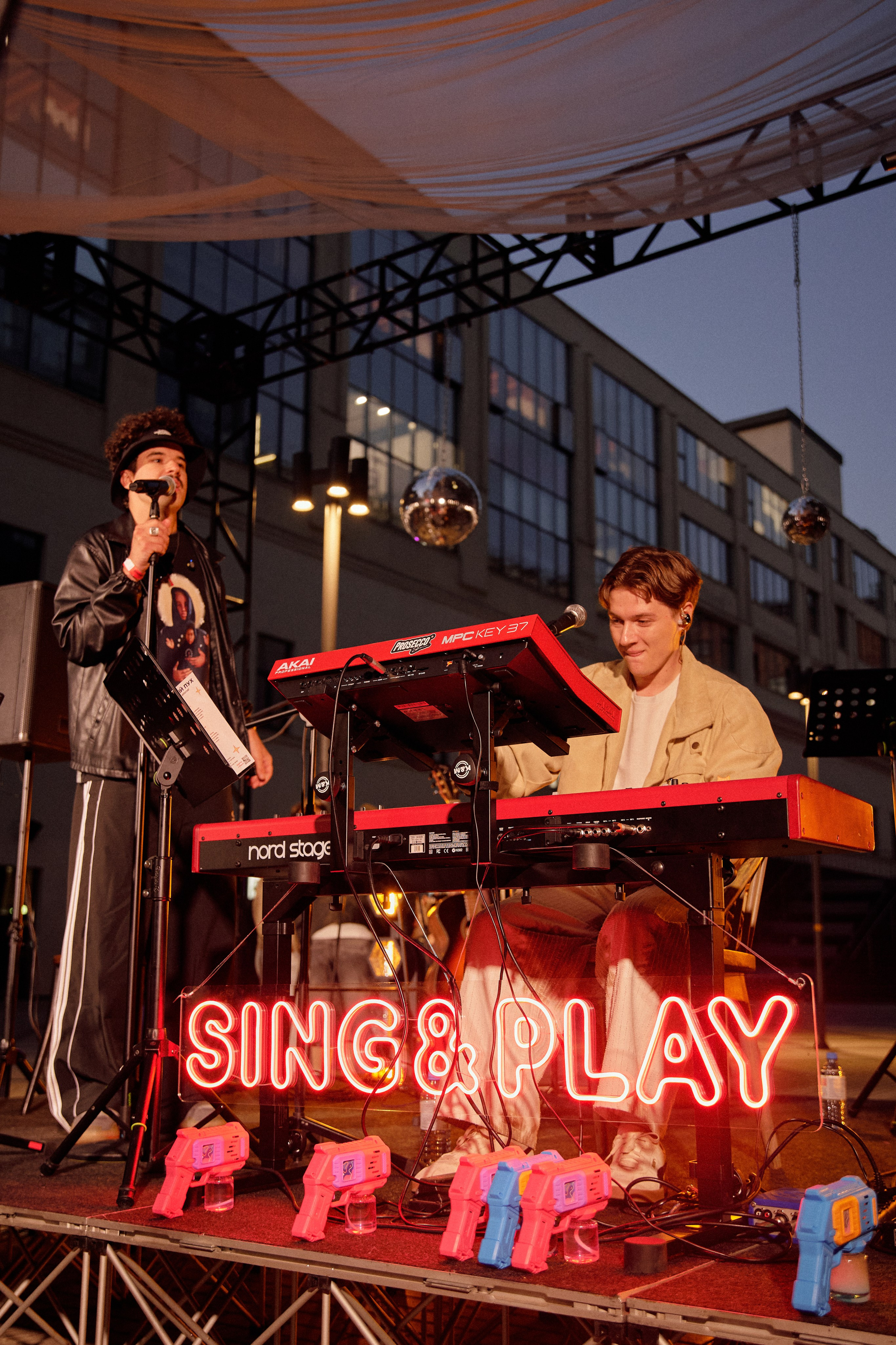 SING&PLAY. MOM I AM PHOTOMAKER