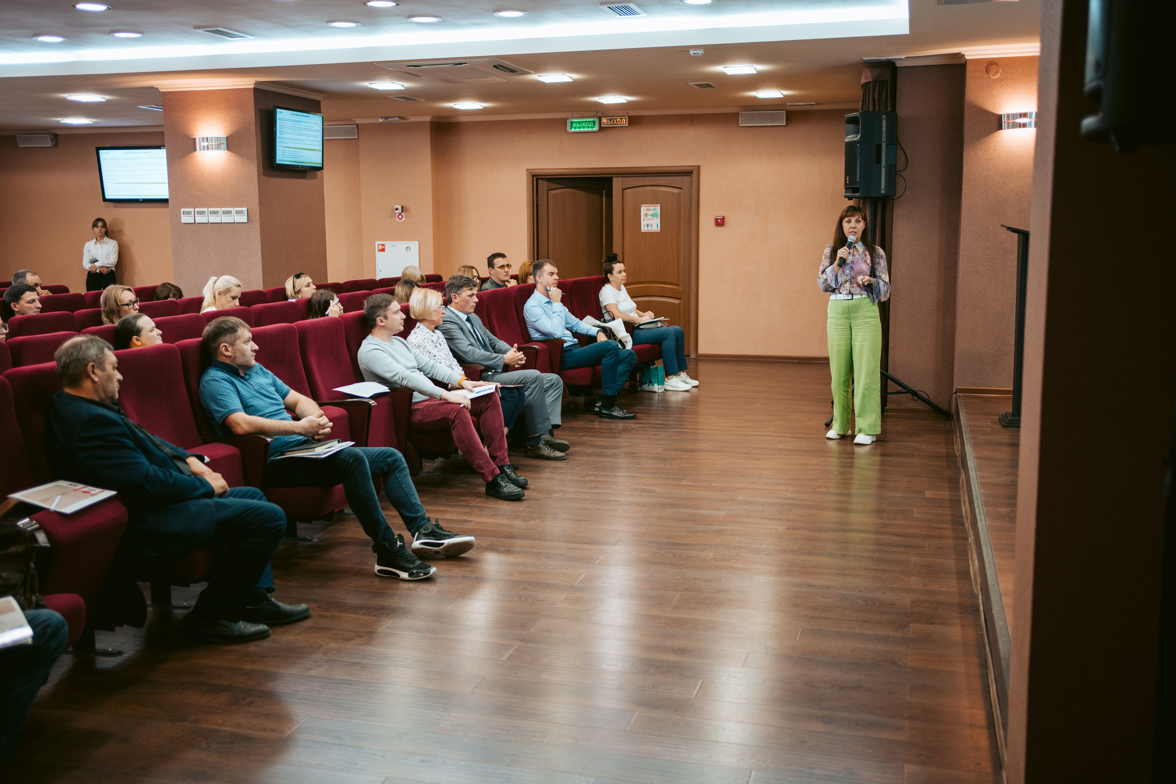 Бизнес-семинар. Фотограф на любое событие в Кемерово