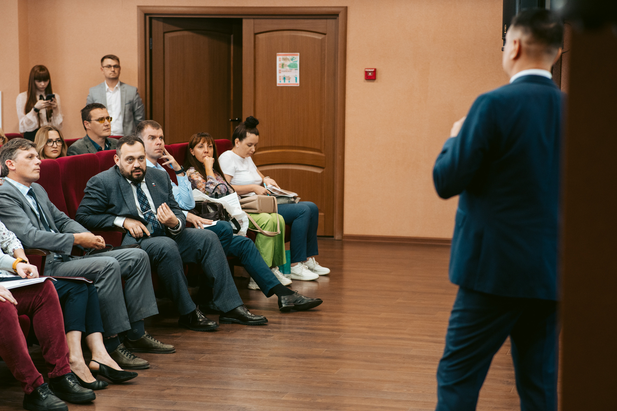 Бизнес-семинар. Фотограф на любое событие в Кемерово