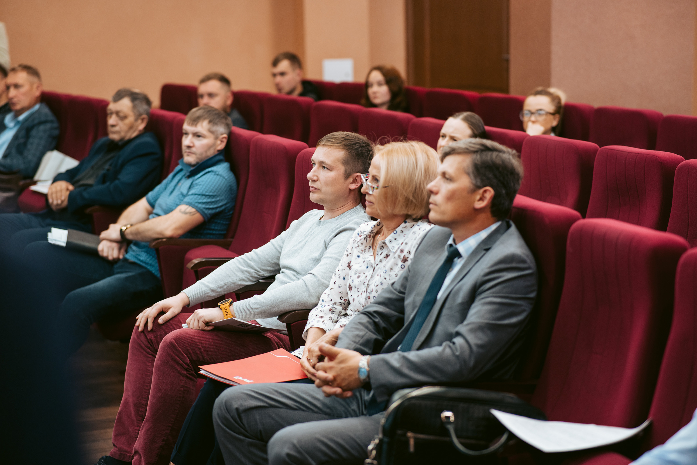 Бизнес-семинар. Фотограф на любое событие в Кемерово