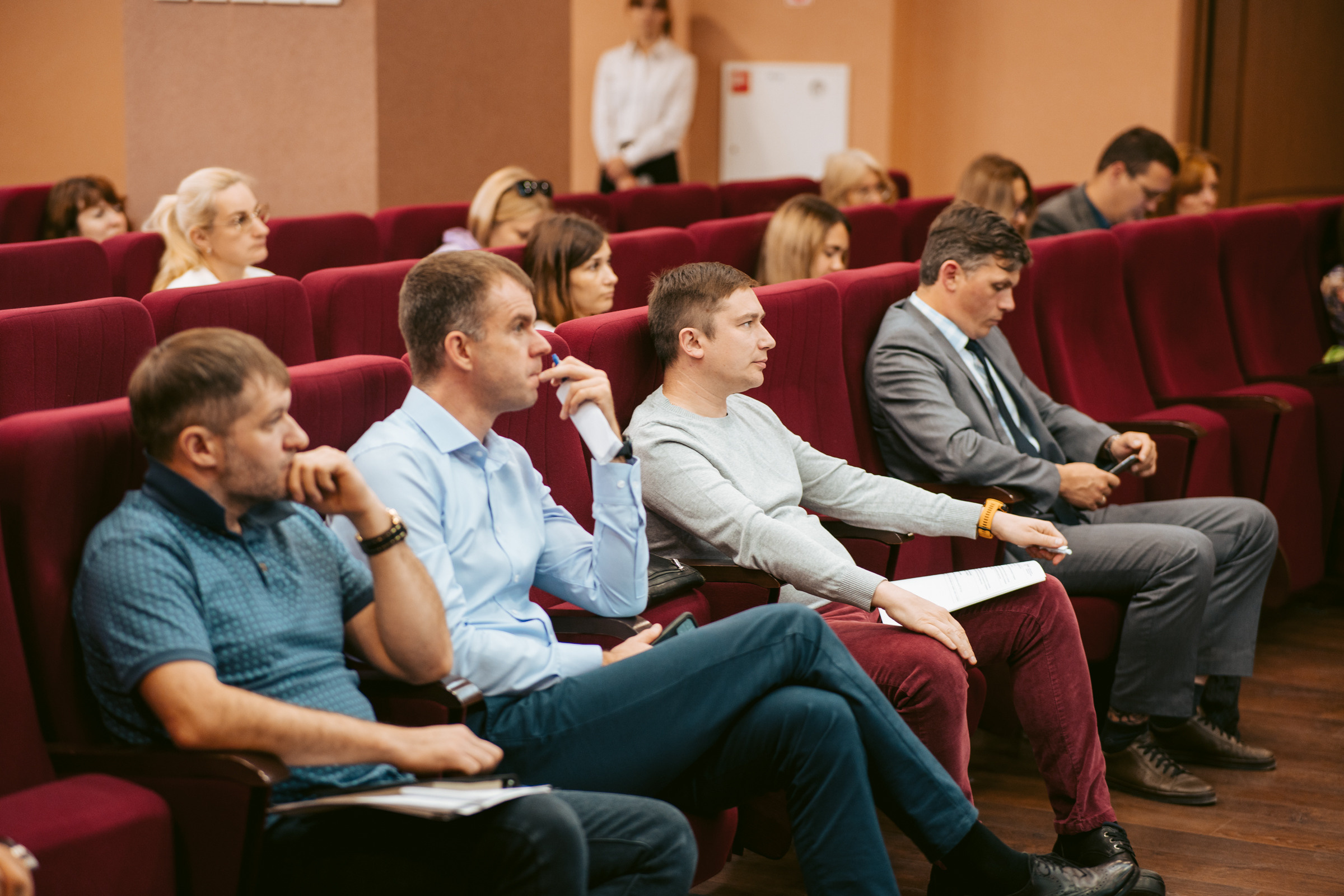 Бизнес-семинар. Фотограф на любое событие в Кемерово