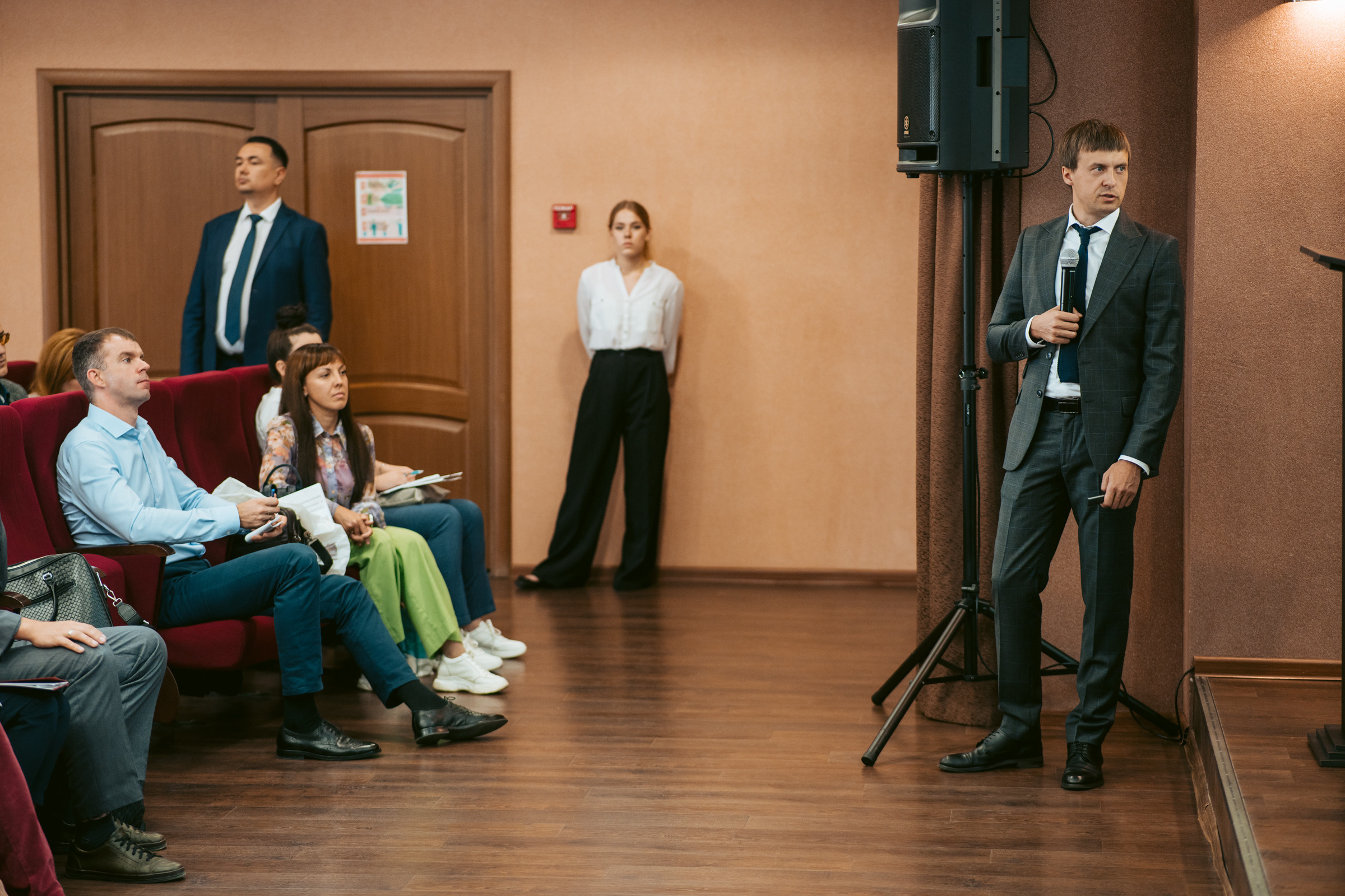 Бизнес-семинар. Фотограф на любое событие в Кемерово