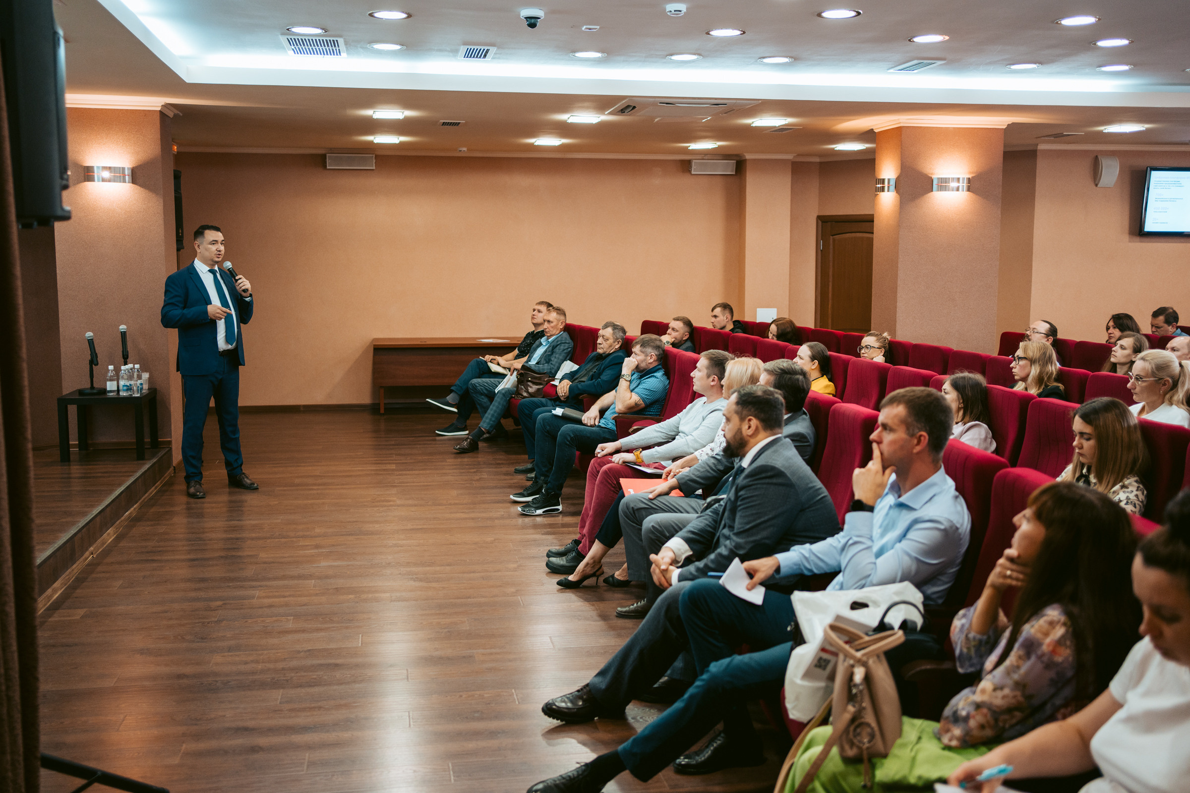 Бизнес-семинар. Фотограф на любое событие в Кемерово