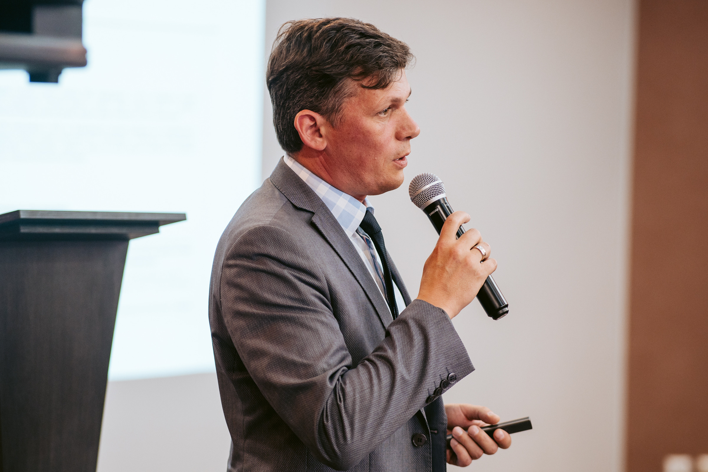 Бизнес-семинар. Фотограф на любое событие в Кемерово