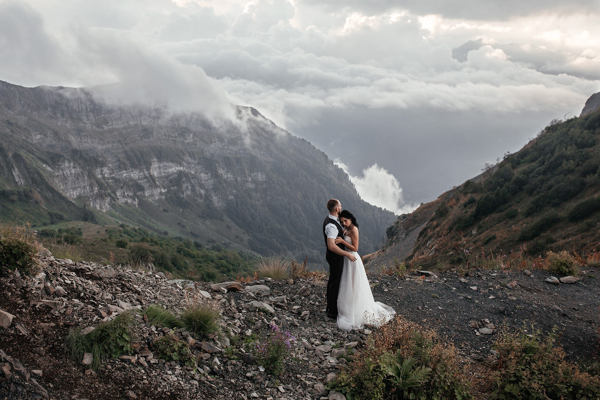 фотограф в горах красной поляны розы хутор