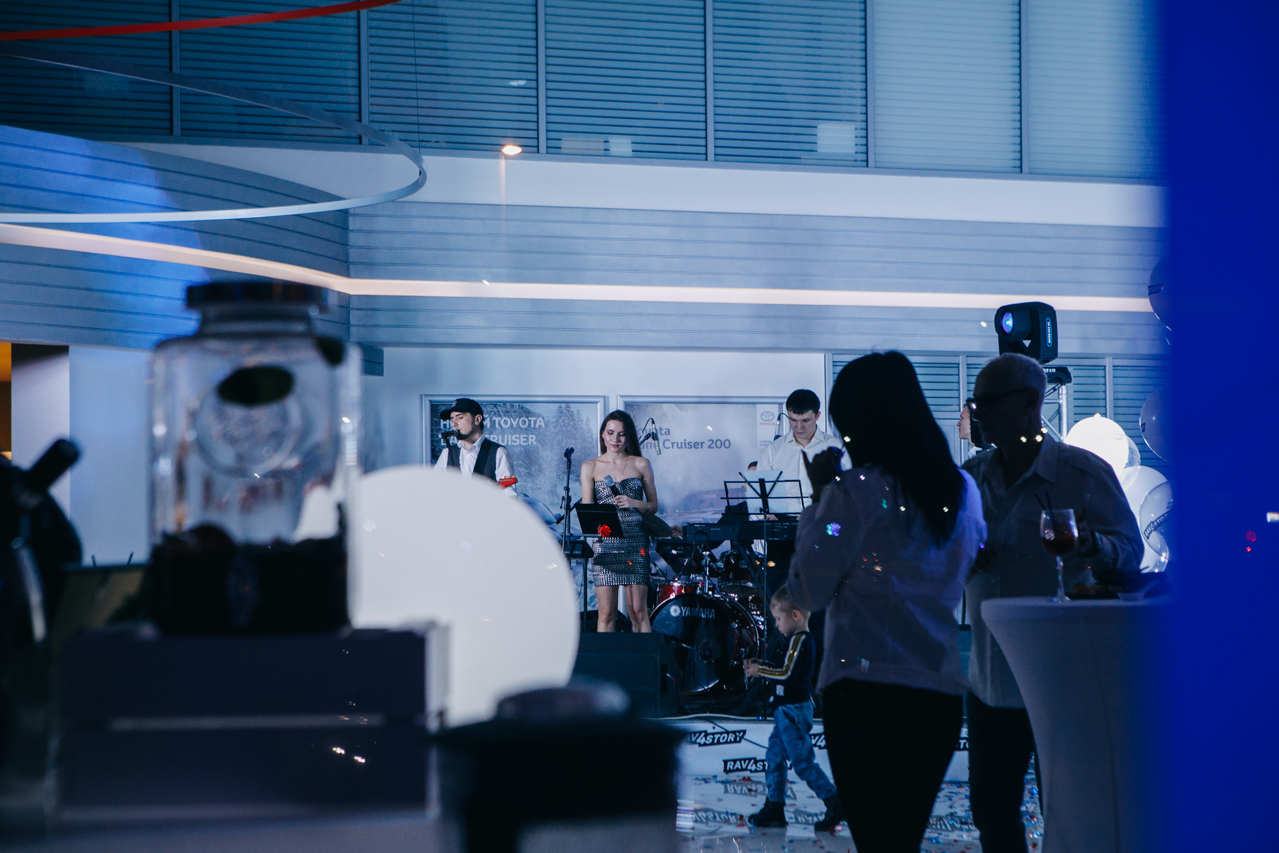 Презентация TOYOTA RAW4. Фотограф Максим Маркелов