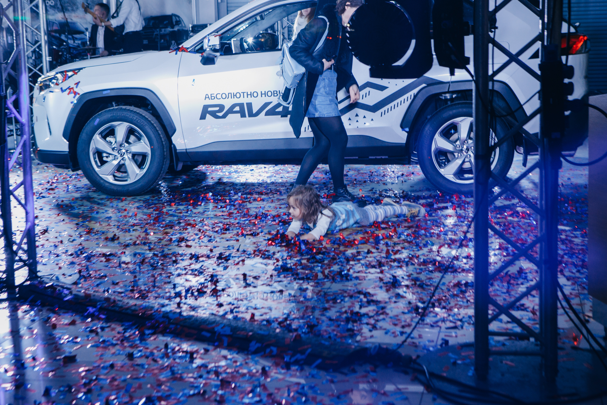 Презентация TOYOTA RAW4. Фотограф Максим Маркелов