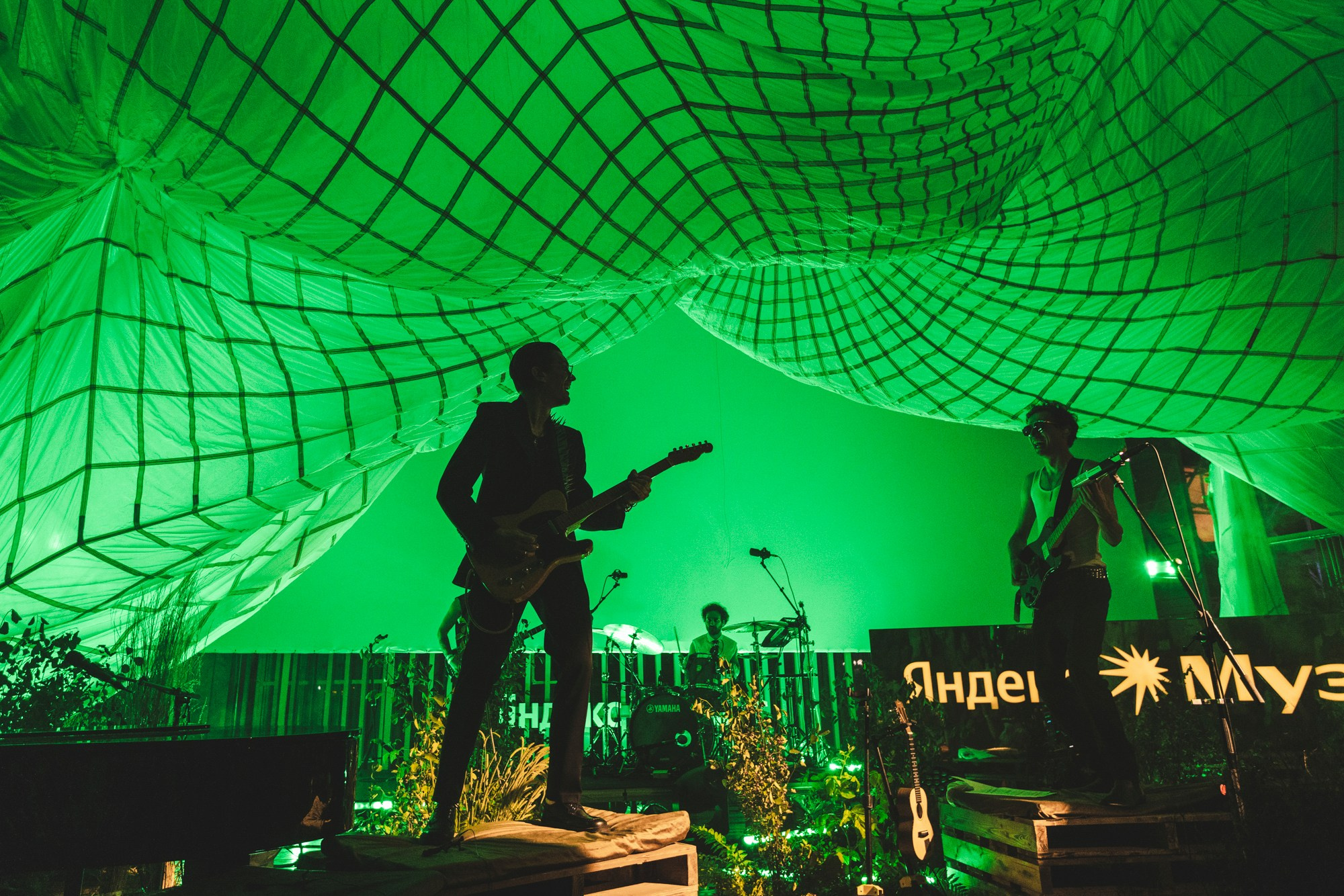 ZOLOTO / ЯНДЕКС ДАЧА / 2024. OOPS