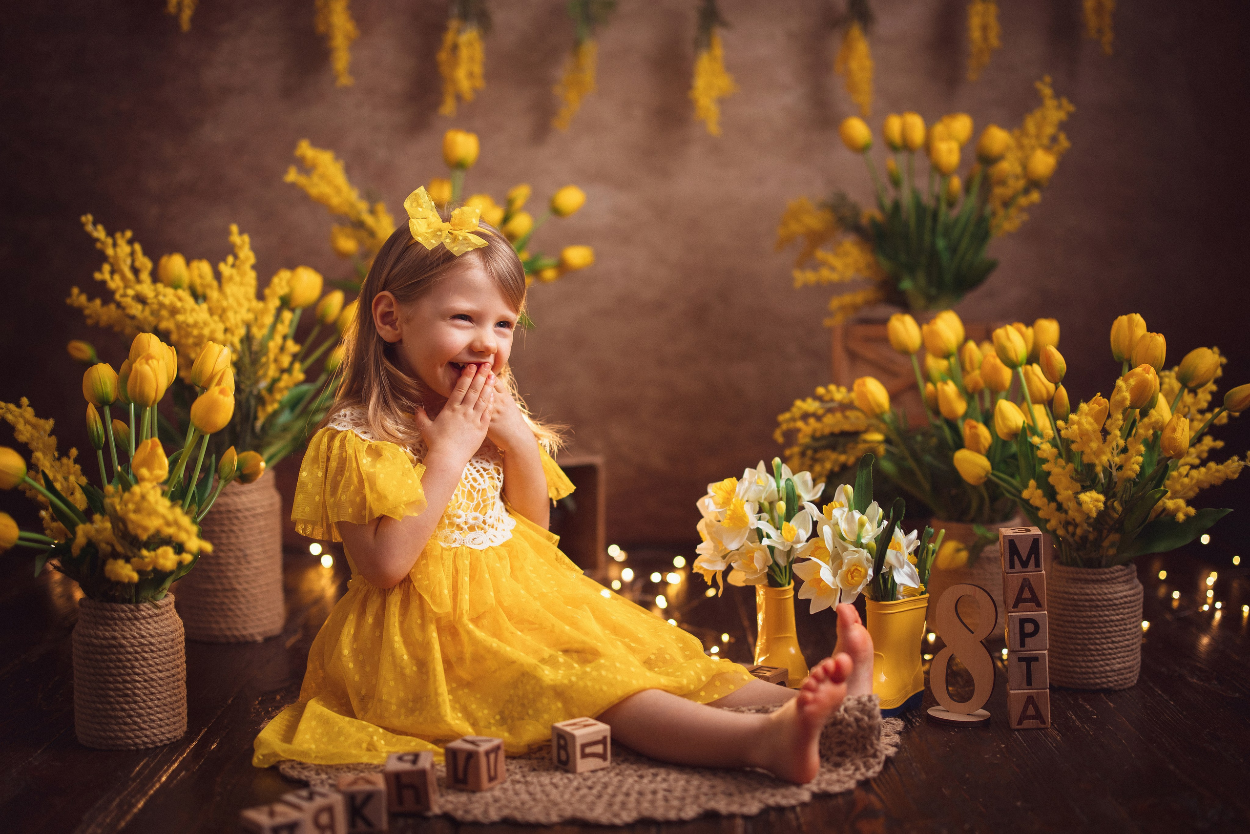 Детская фотосессия к 8 марта в фотостудии г. Краснодара. Семейный и детский фотограф в Краснодаре Анна Трашкова
