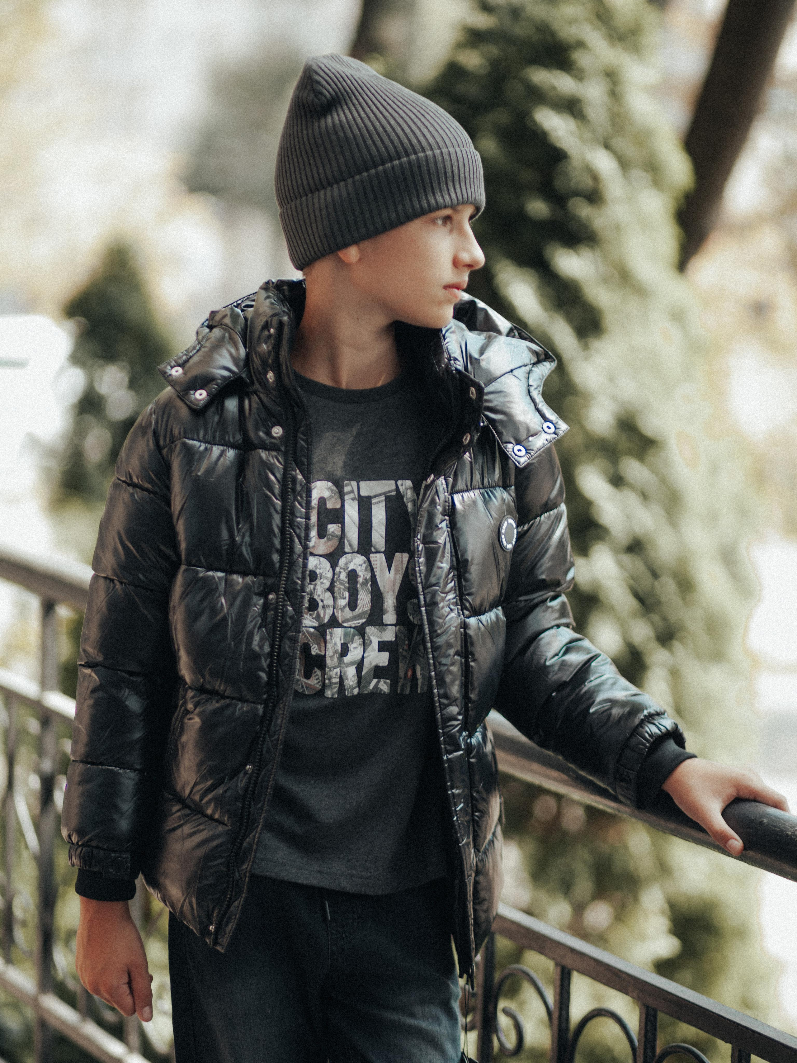 Съёмка верхней одежды. Фотограф Мальнева Юлия в Липецке, в Москве. Фотостудия MARU в Липецке