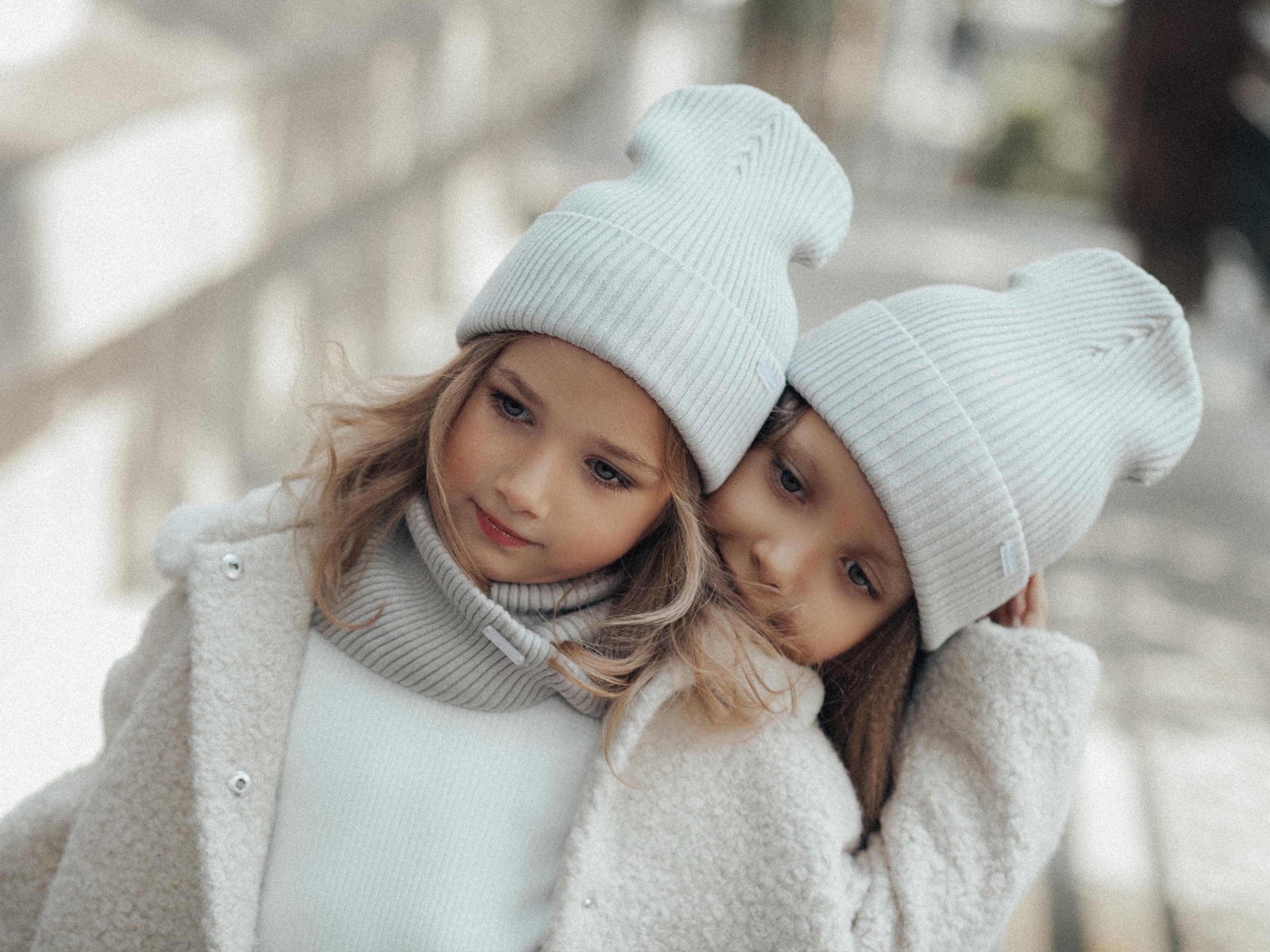 Съёмка верхней одежды. Фотограф Мальнева Юлия в Липецке, в Москве. Фотостудия MARU в Липецке