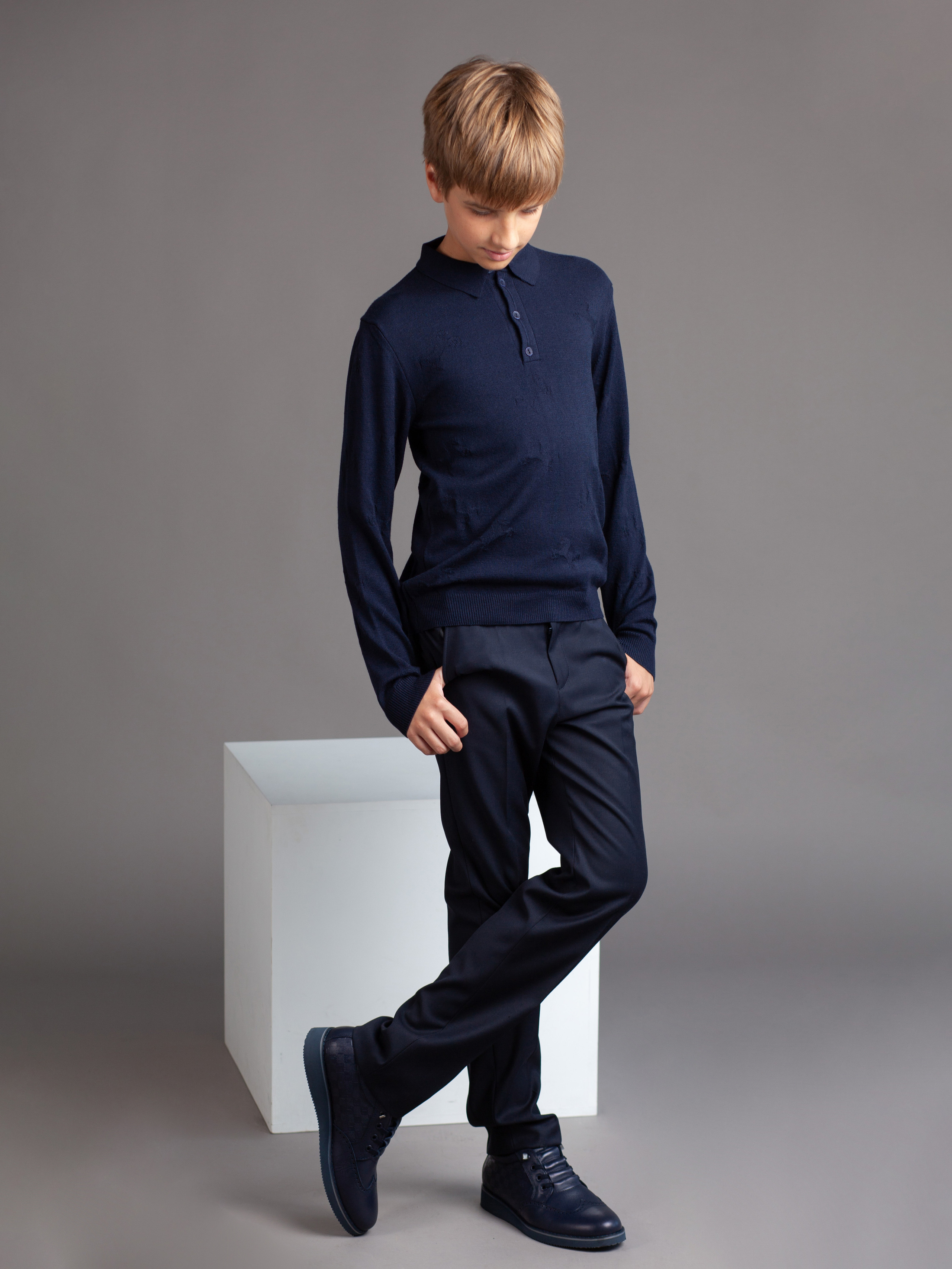 Съёмка одежды на моделях в студии. Фотограф Мальнева Юлия в Липецке, в Москве. Фотостудия MARU в Липецке