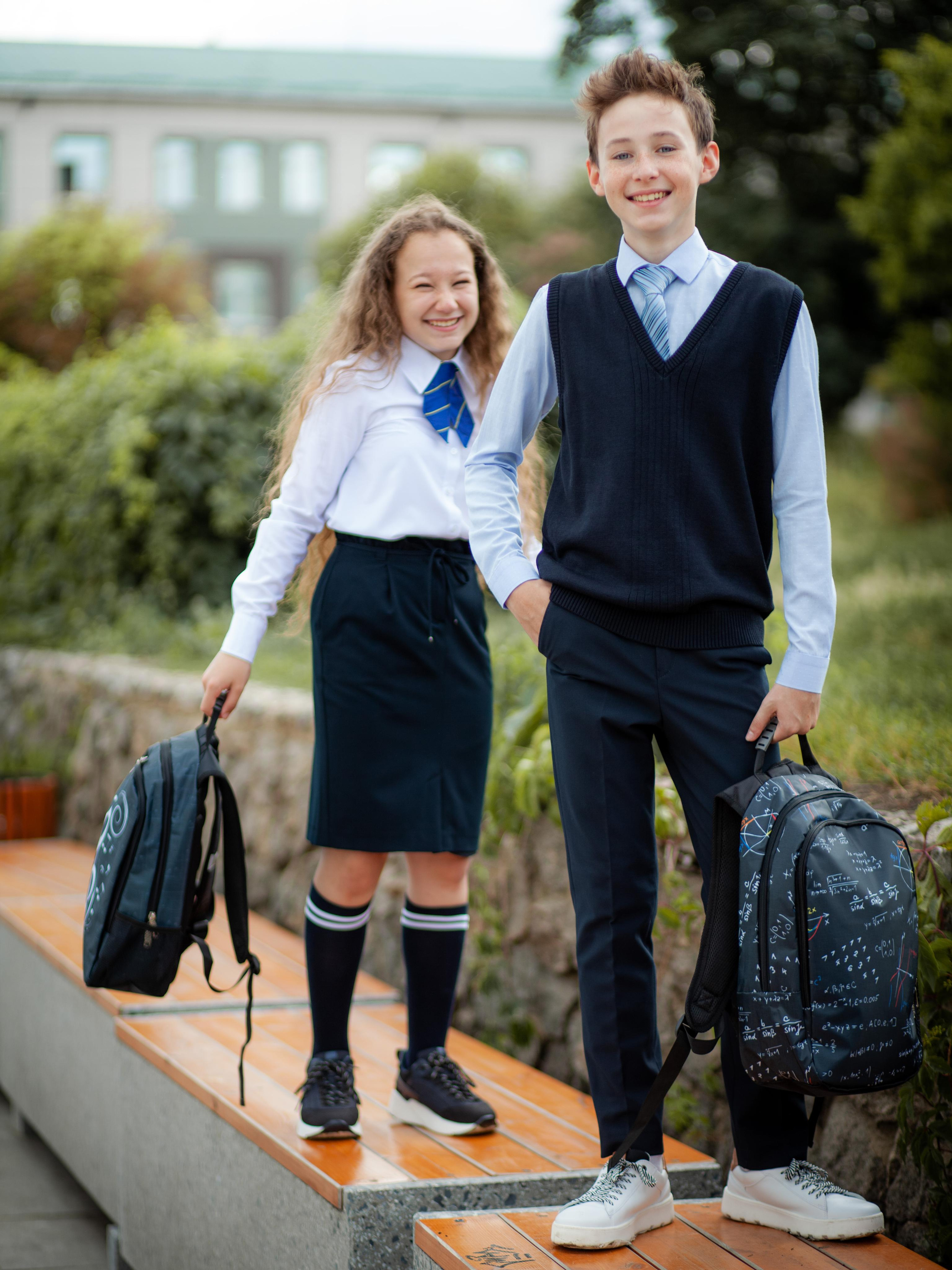 Школьная форма. Фотограф Мальнева Юлия в Липецке, в Москве. Фотостудия MARU в Липецке