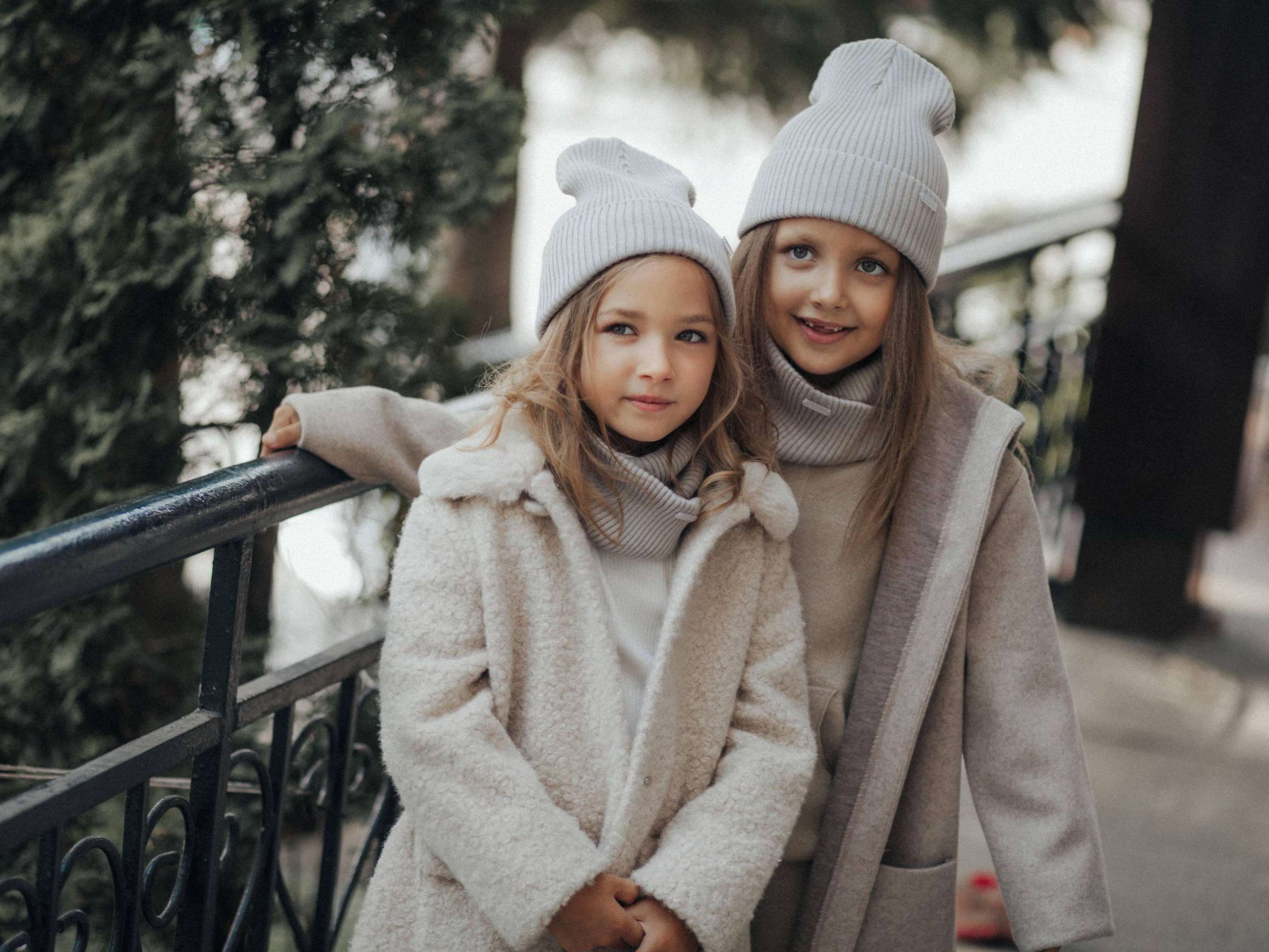 Съёмка верхней одежды. Фотограф Мальнева Юлия в Липецке, в Москве. Фотостудия MARU в Липецке