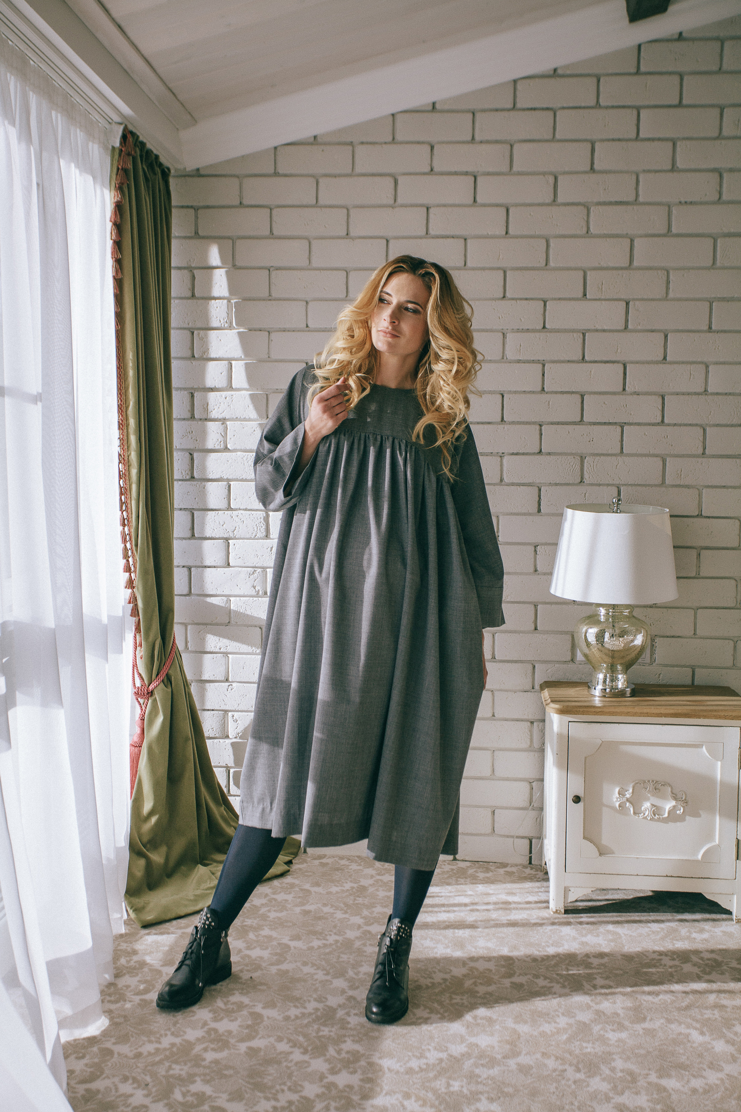 Съёмка для бренда одежды для беременных. Фотограф Мальнева Юлия в Липецке, в Москве. Фотостудия MARU в Липецке