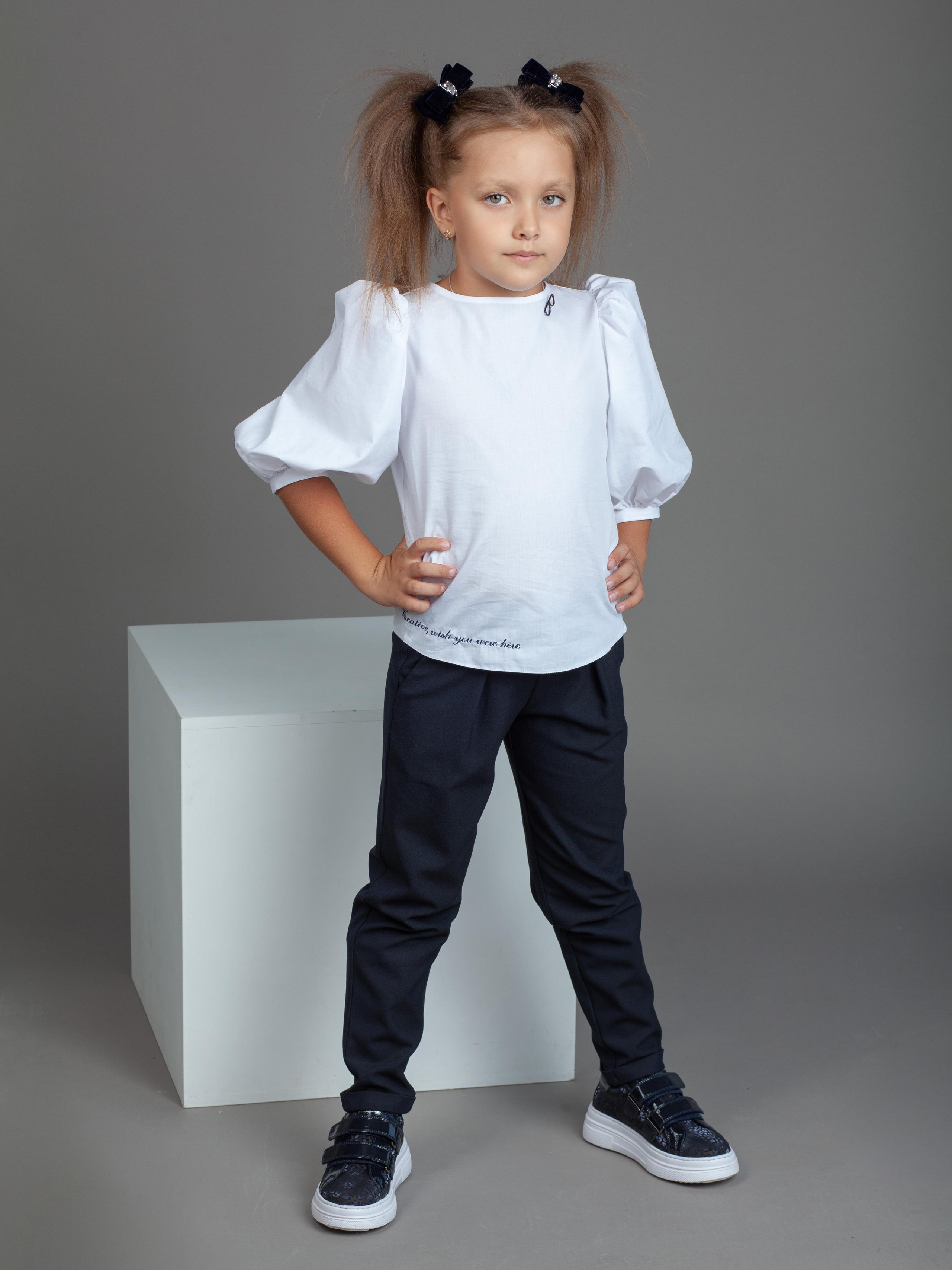 Школьная форма в студии. Фотограф Мальнева Юлия в Липецке, в Москве. Фотостудия MARU в Липецке