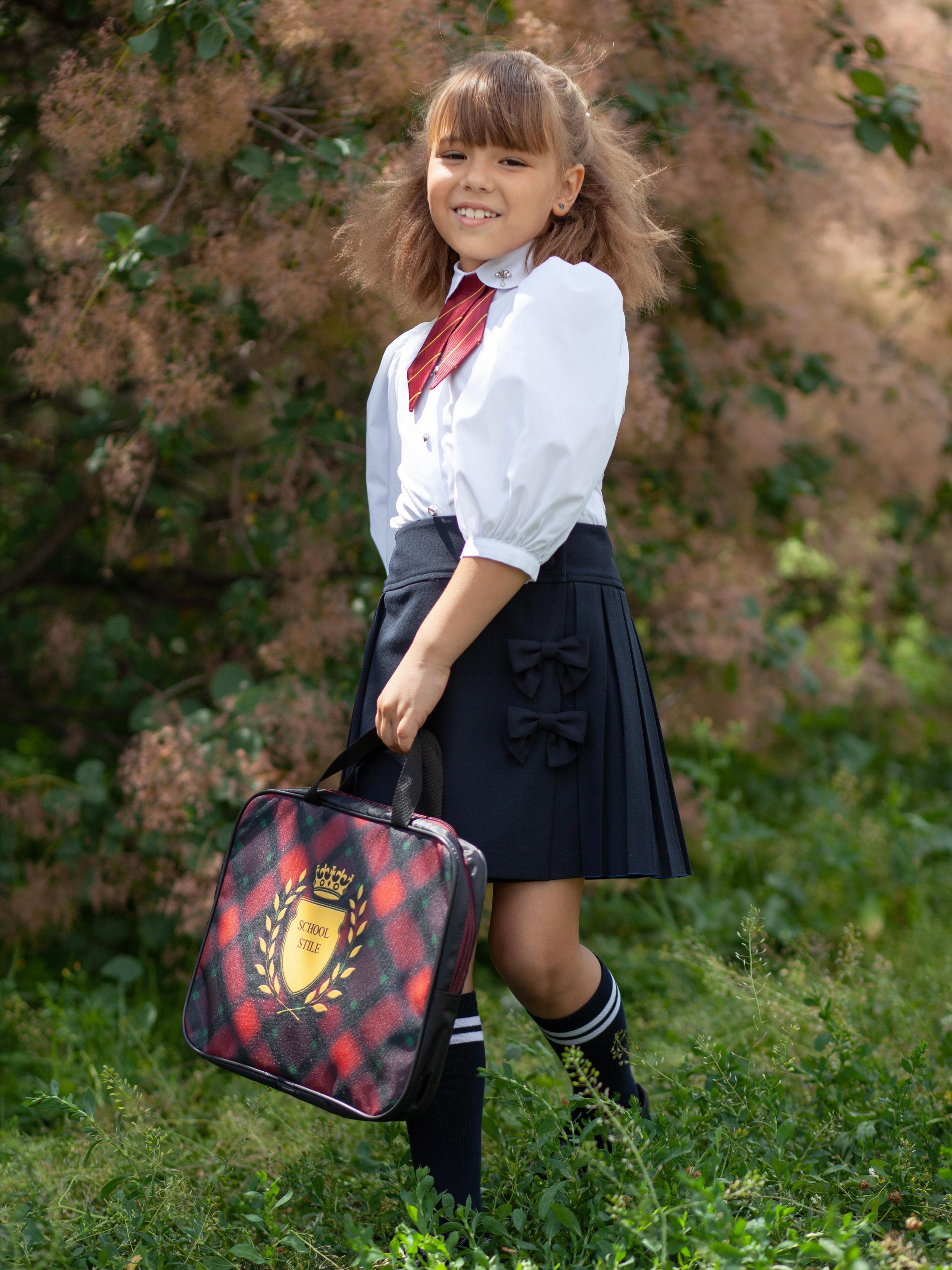 Школьная форма. Фотограф Мальнева Юлия в Липецке, в Москве. Фотостудия MARU в Липецке