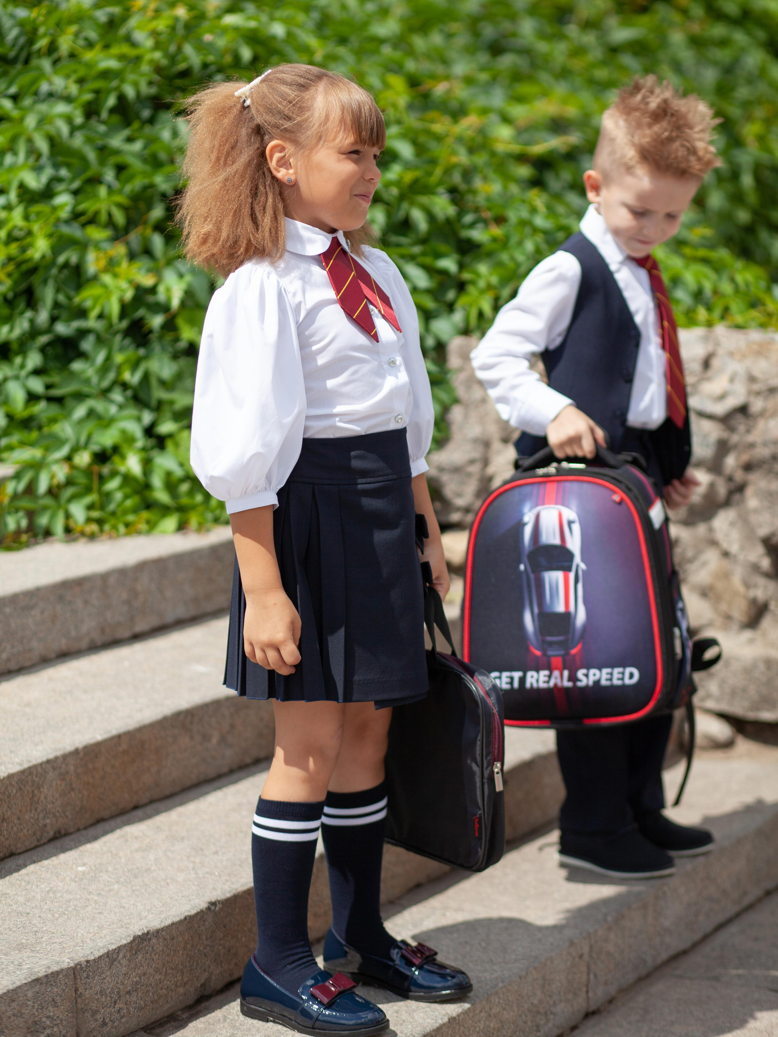 Школьная форма. Фотограф Мальнева Юлия в Липецке, в Москве. Фотостудия MARU в Липецке