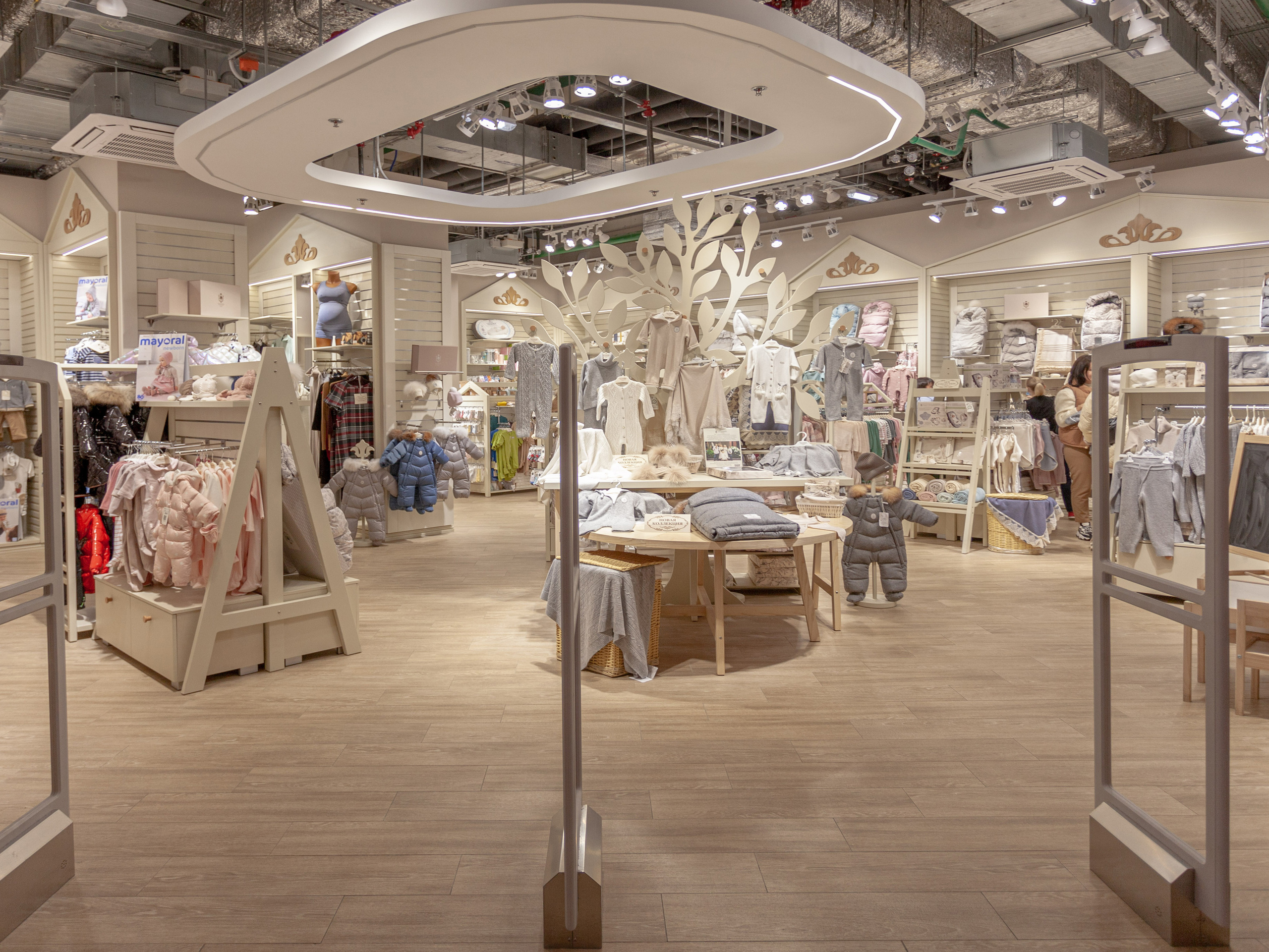 Магазина, Москва, Мега Тёплый стан, «НаследникЪ Выжанова». Фотограф Мальнева Юлия в Липецке, в Москве. Фотостудия MARU в Липецке