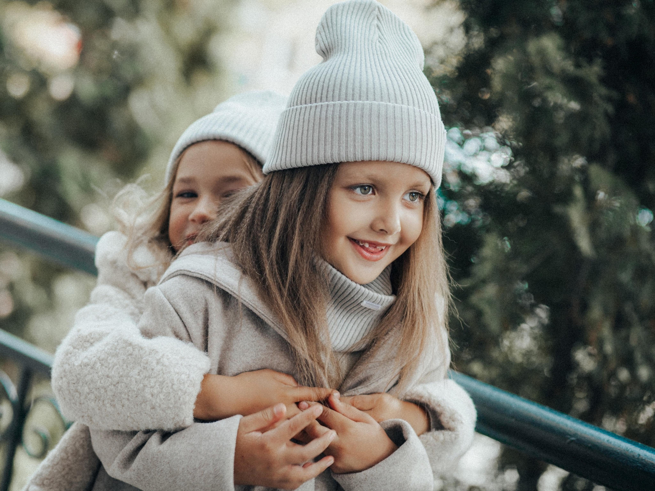 Съёмка верхней одежды. Фотограф Мальнева Юлия в Липецке, в Москве. Фотостудия MARU в Липецке