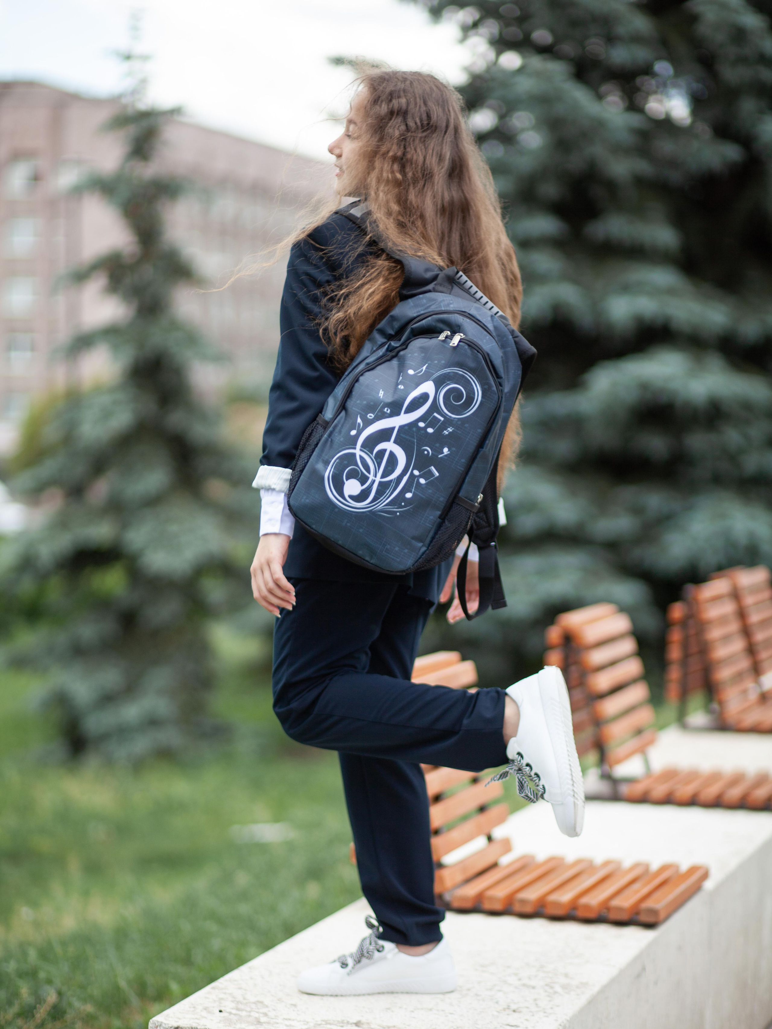 Школьная форма. Фотограф Мальнева Юлия в Липецке, в Москве. Фотостудия MARU в Липецке