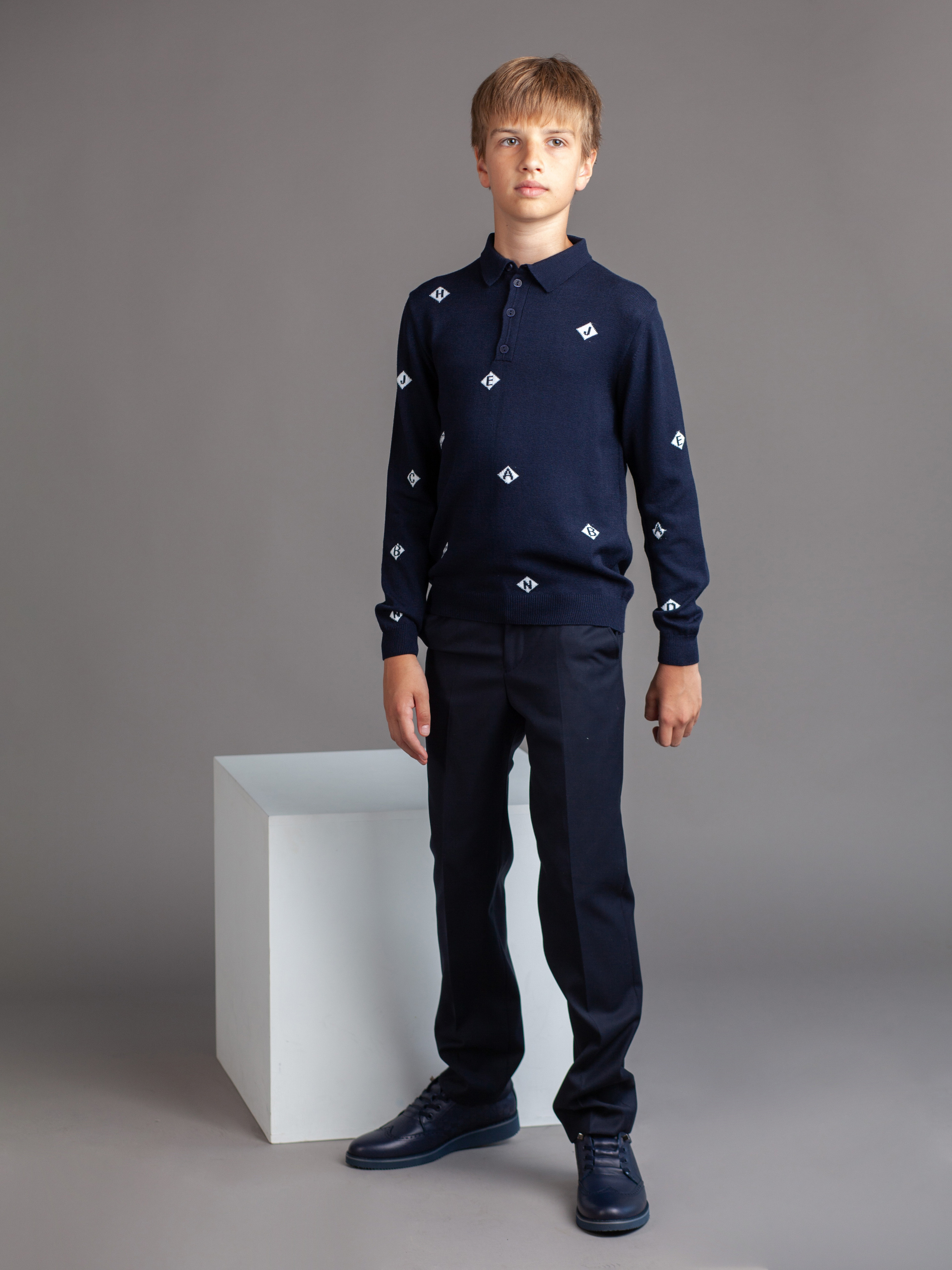 Съёмка одежды на моделях в студии. Фотограф Мальнева Юлия в Липецке, в Москве. Фотостудия MARU в Липецке